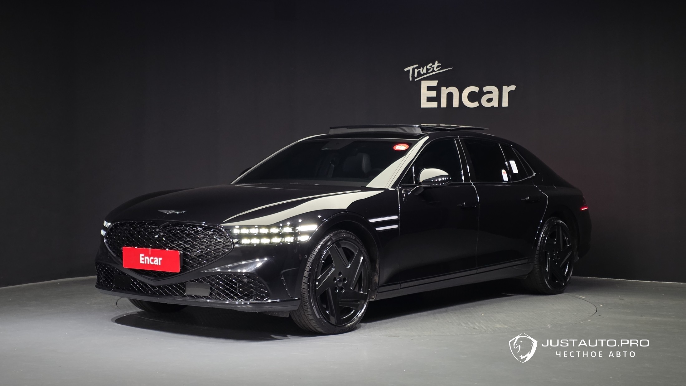 Автомобиль Genesis G90