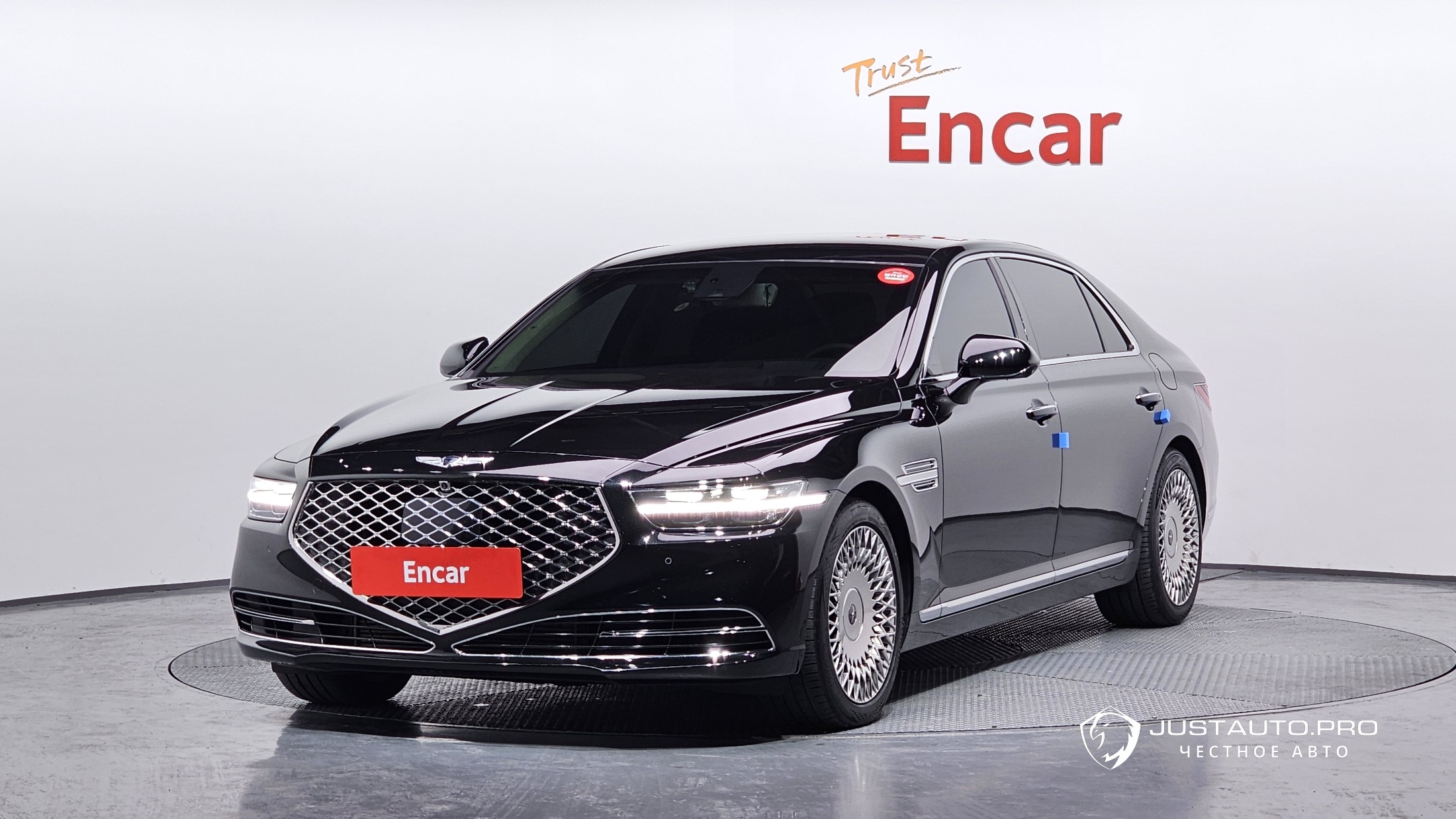 Автомобиль Genesis G90