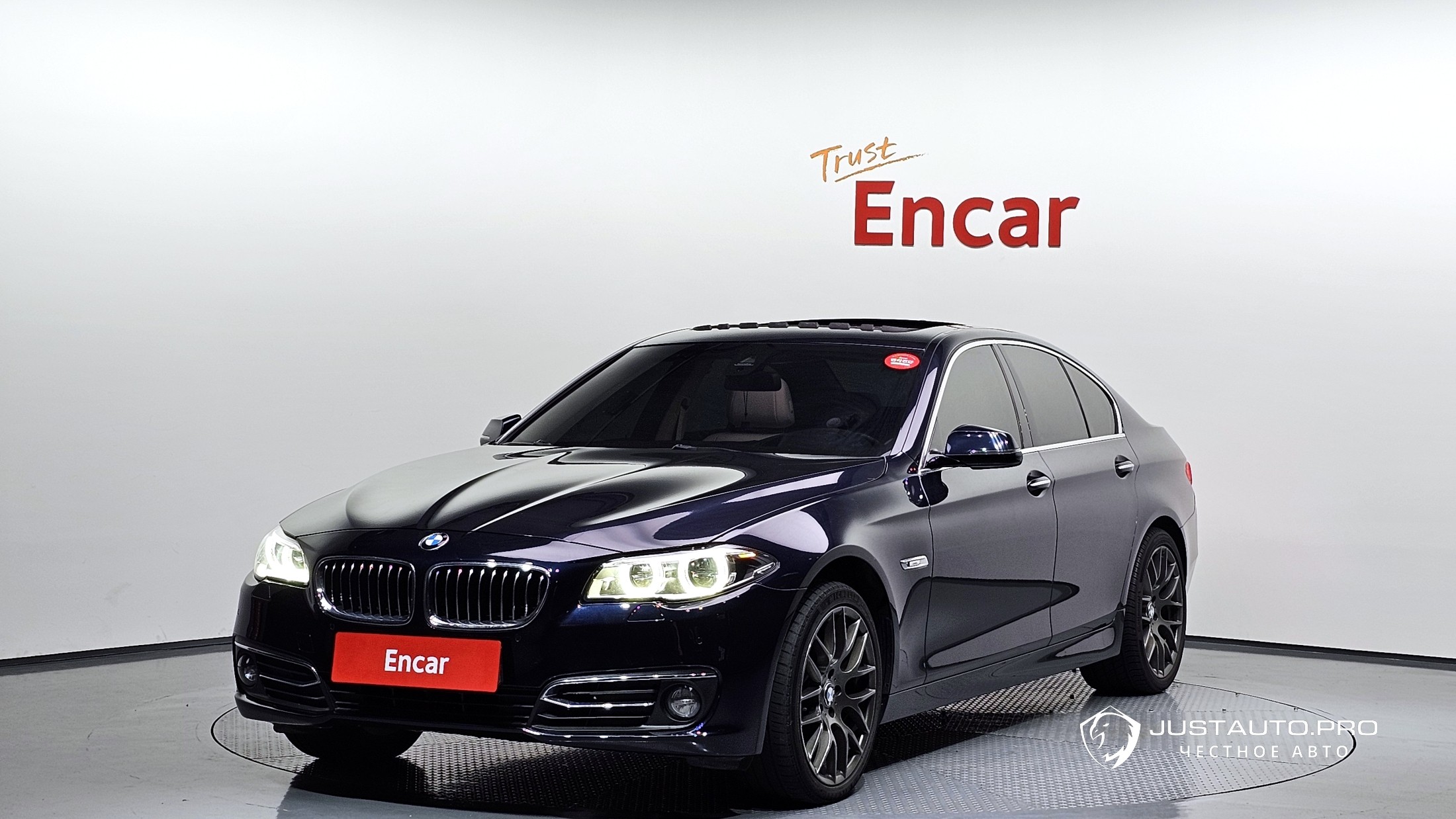 Автомобиль BMW 5-Series