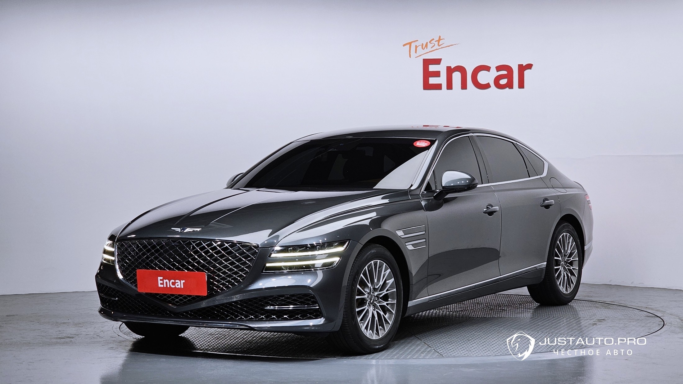 Автомобиль Genesis G80