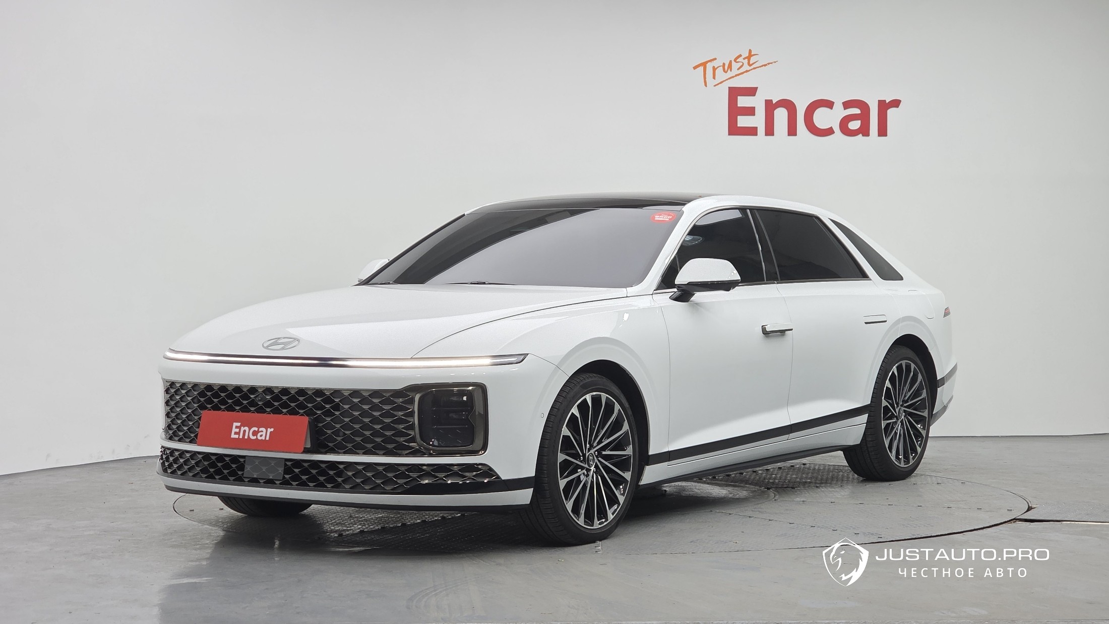 Автомобиль Hyundai Grandeur