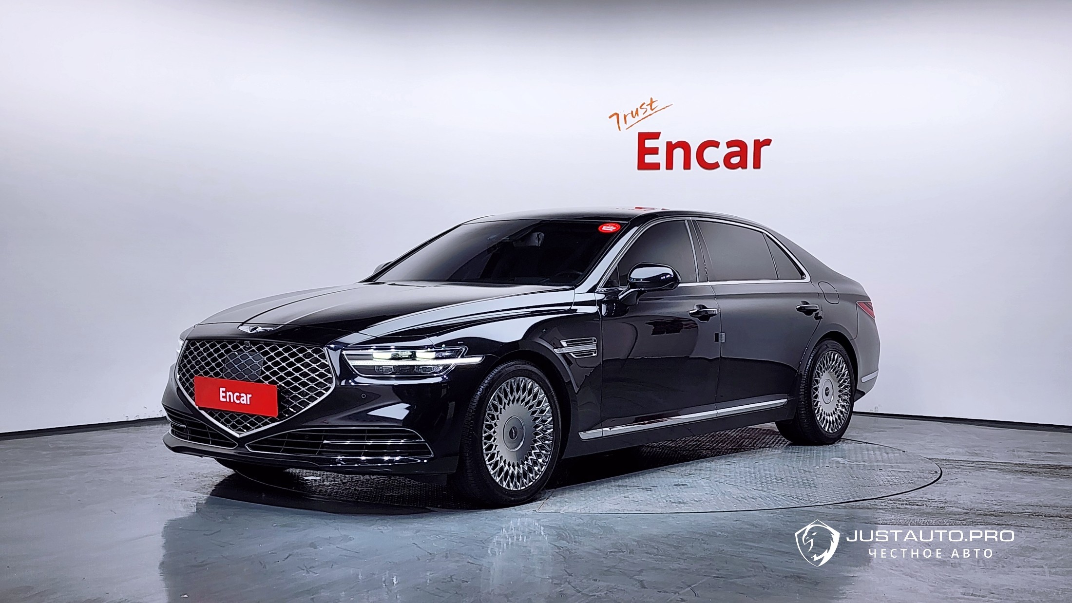 Автомобиль Genesis G90