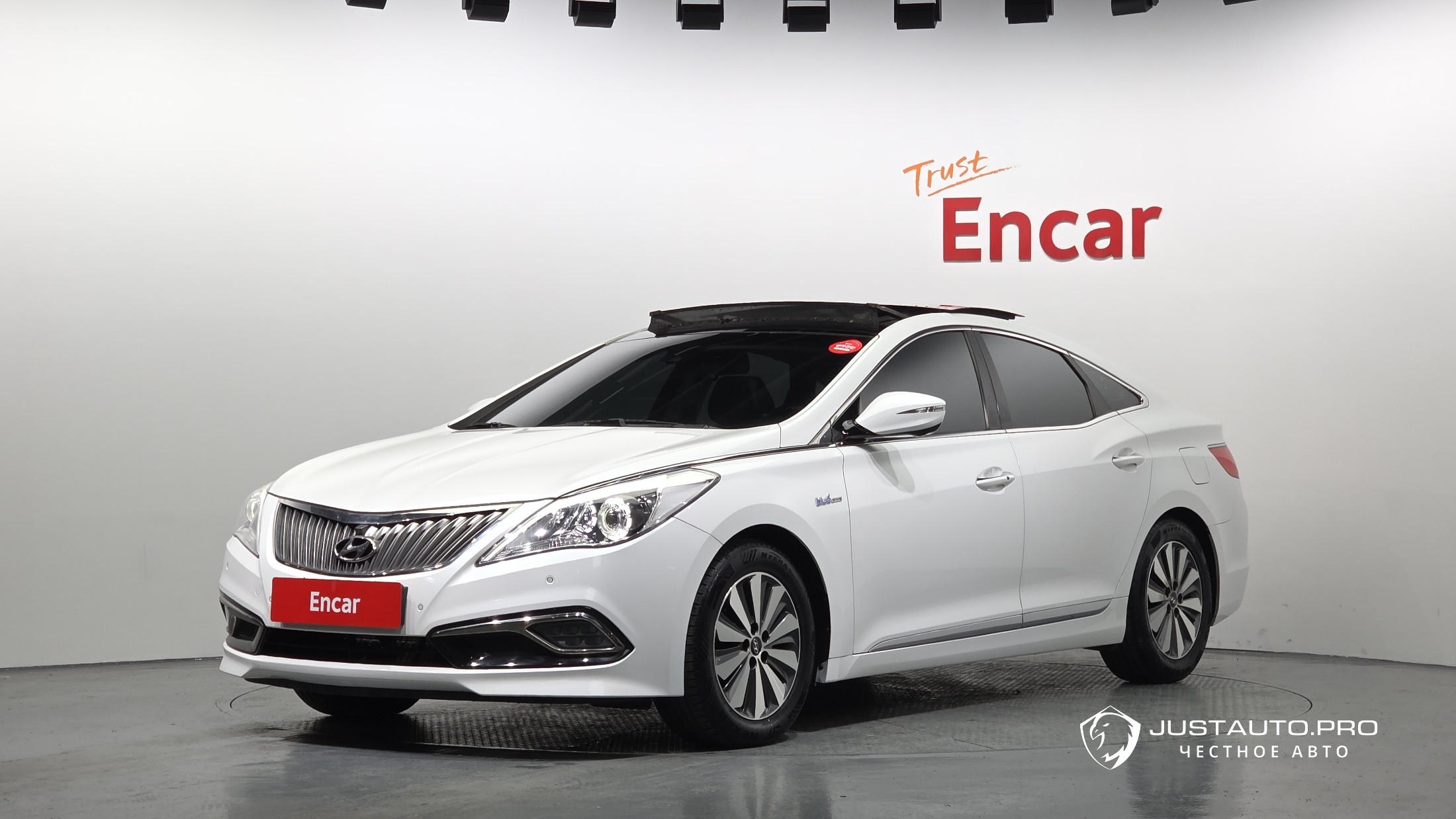 Автомобиль Hyundai Grandeur