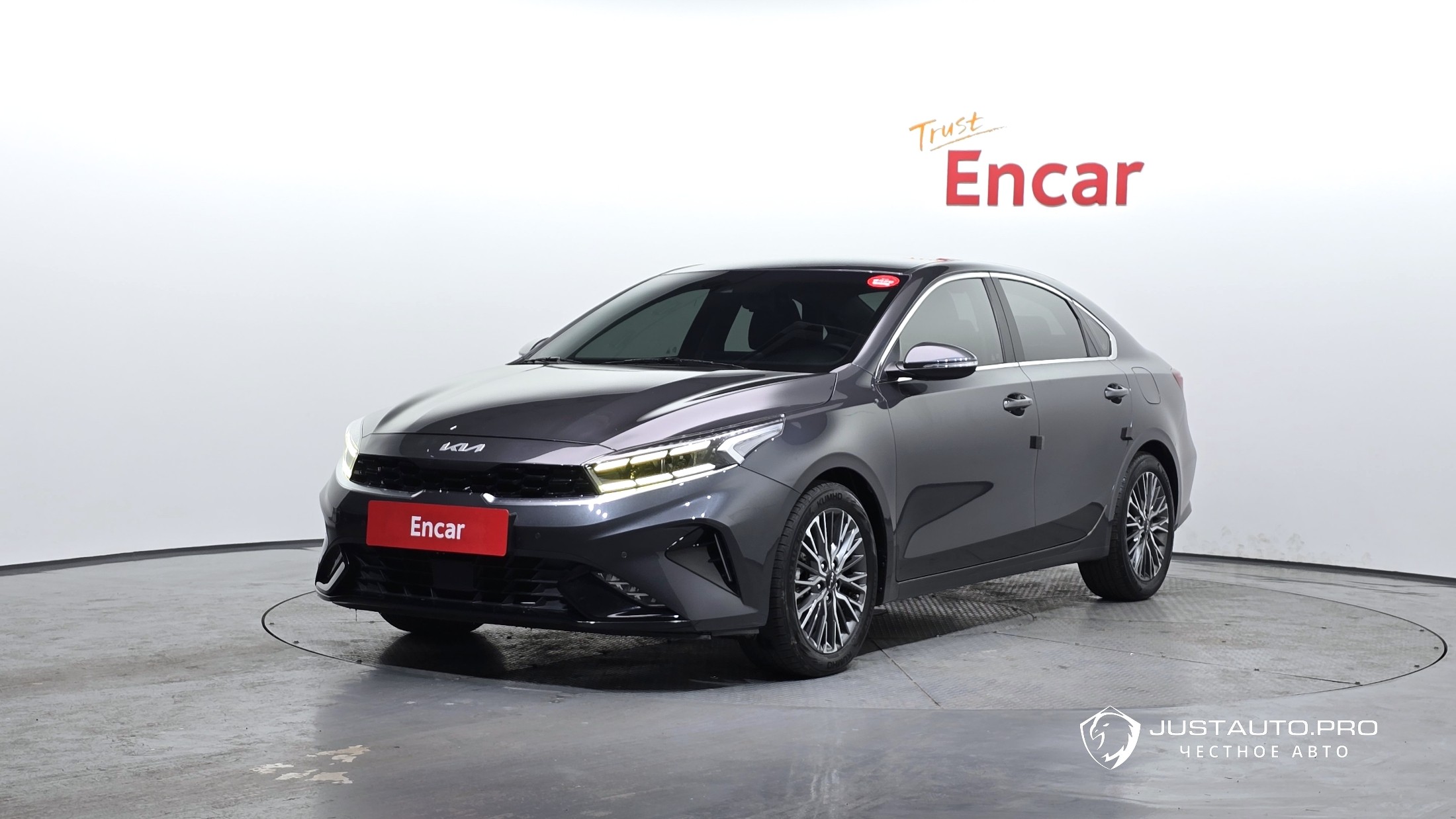 Автомобиль Kia K3