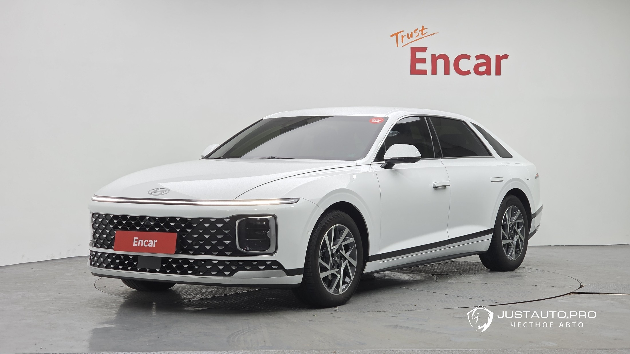 Автомобиль Hyundai Grandeur