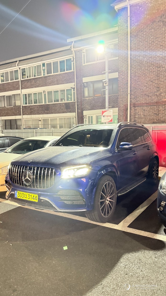 Автомобиль Mercedes-Benz GLS-Class