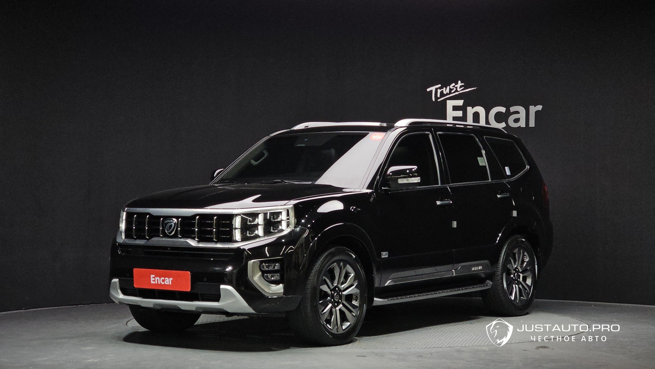 Автомобиль Kia Mohave