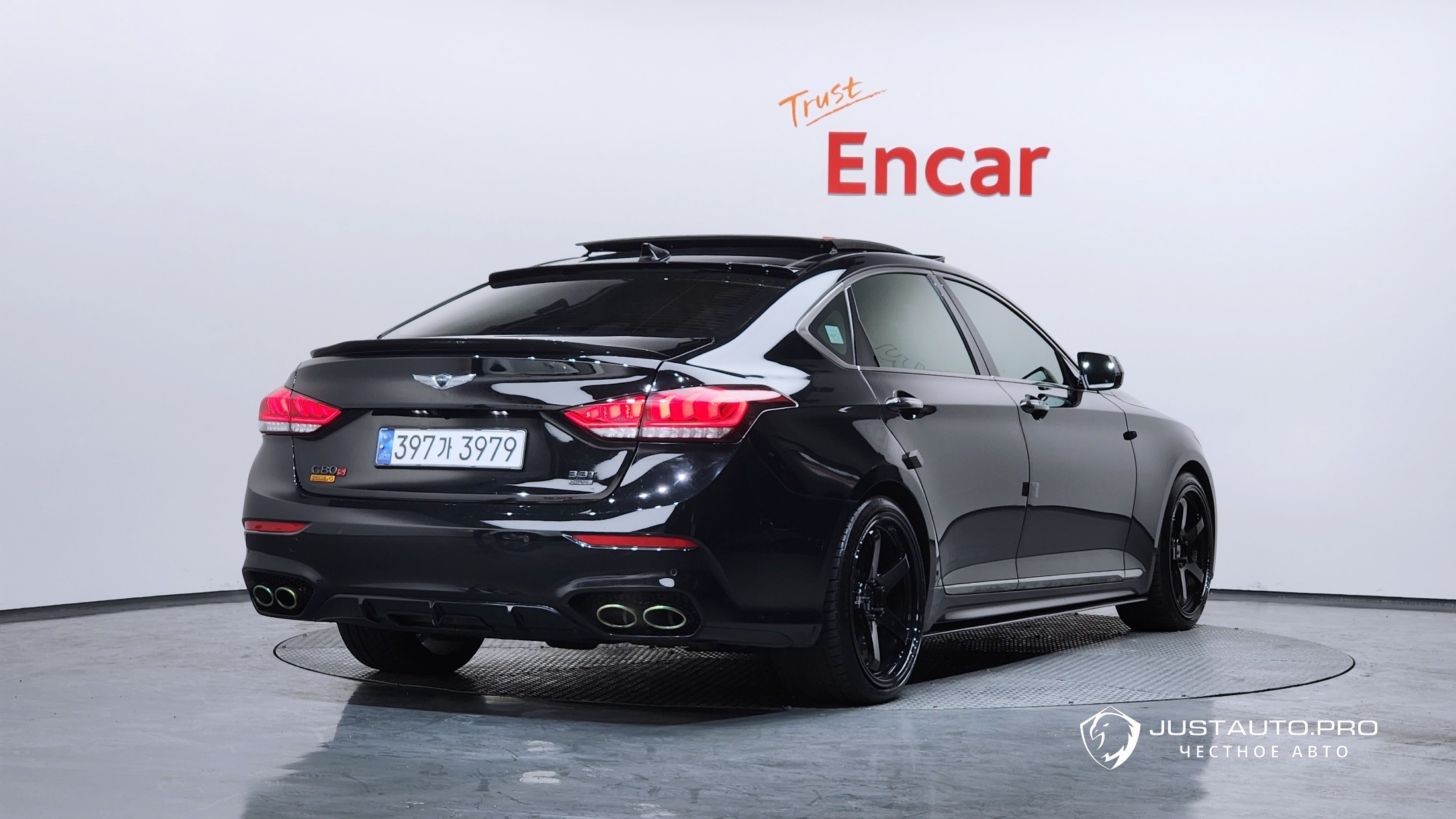 Автомобиль Genesis G80