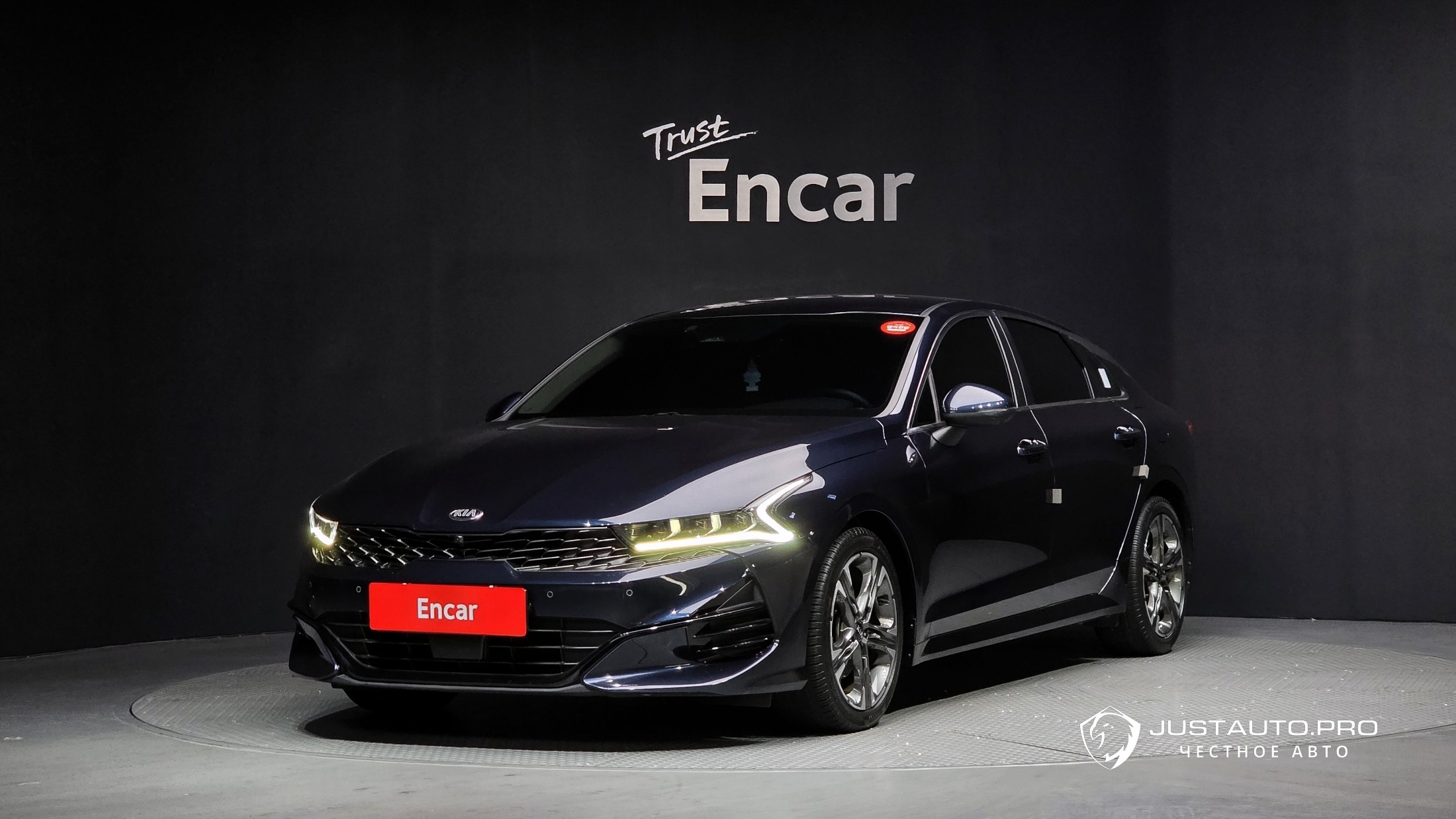 Автомобиль Kia K5