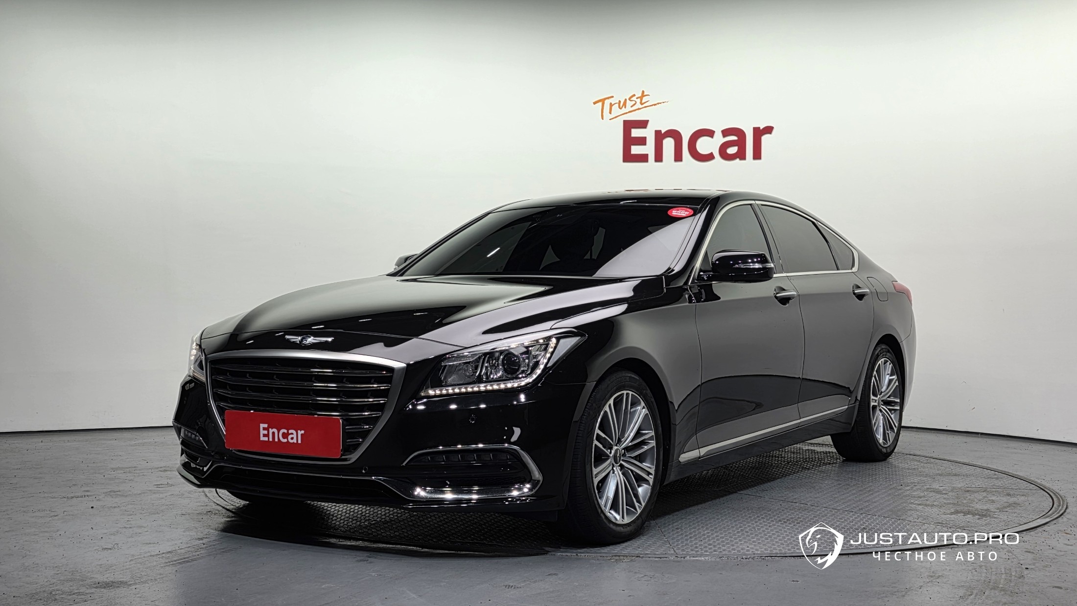 Автомобиль Genesis G80