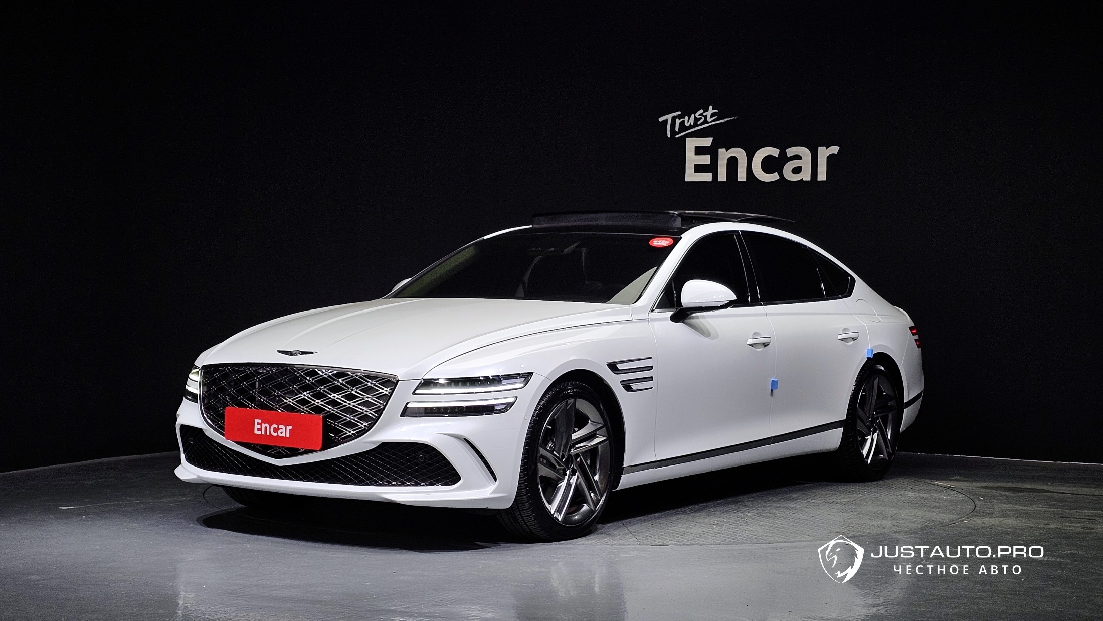 Автомобиль Genesis G80