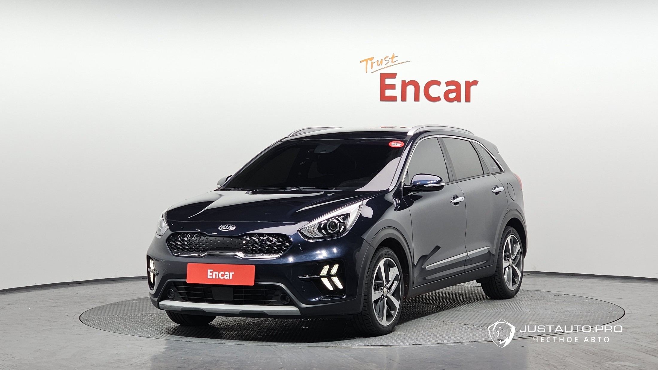 Автомобиль Kia Niro