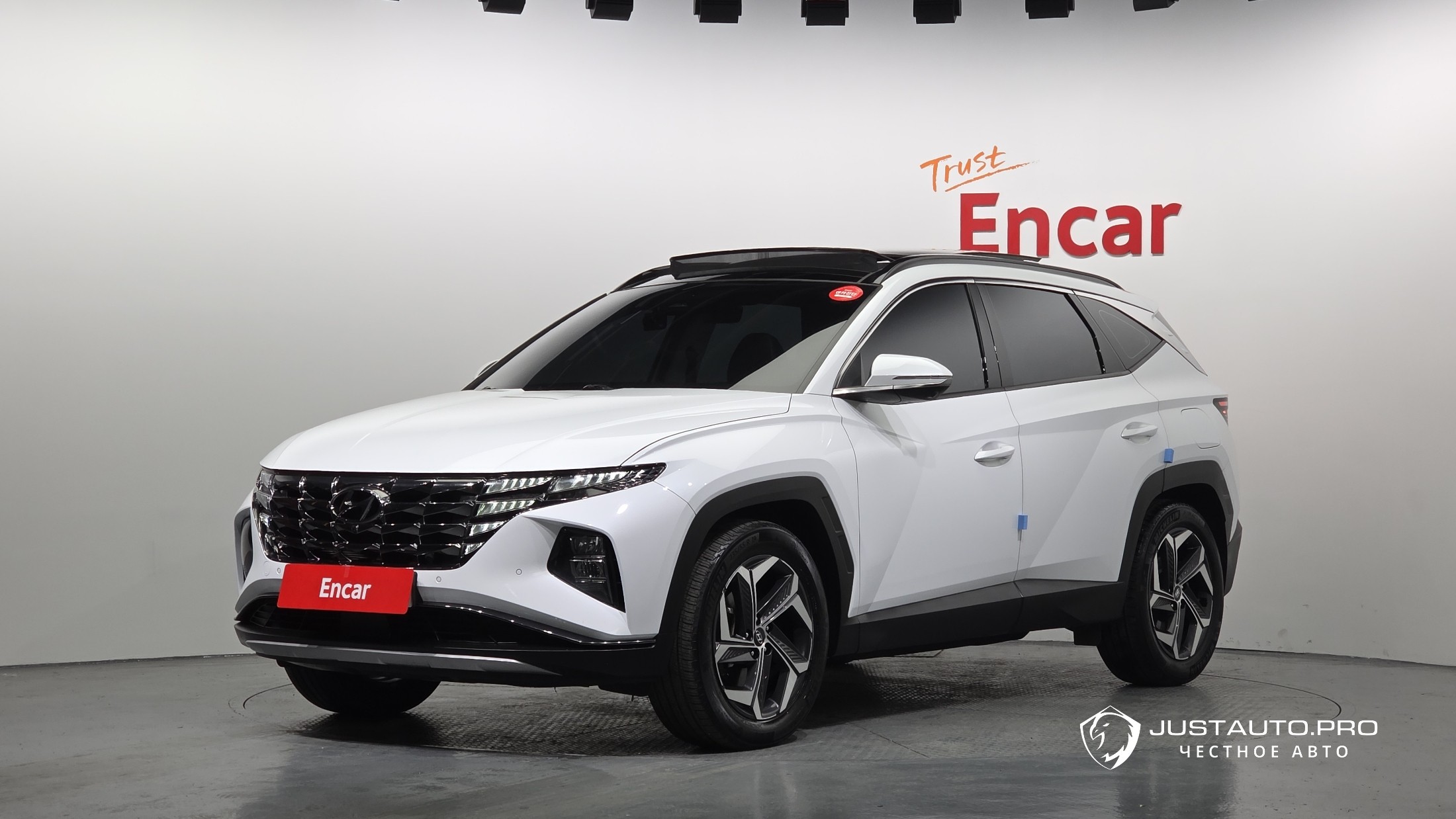 Автомобиль Hyundai Tucson