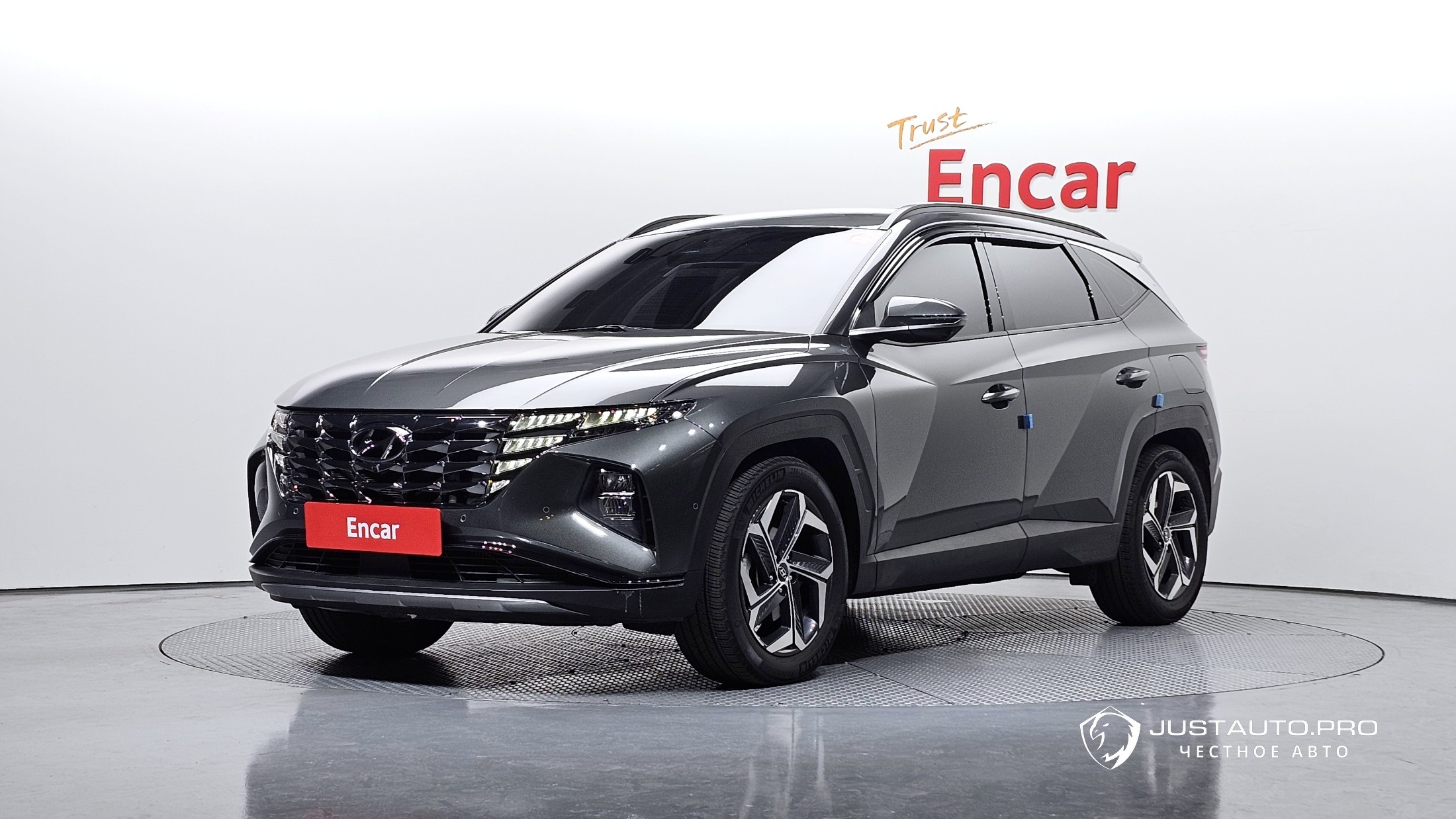 Автомобиль Hyundai Tucson