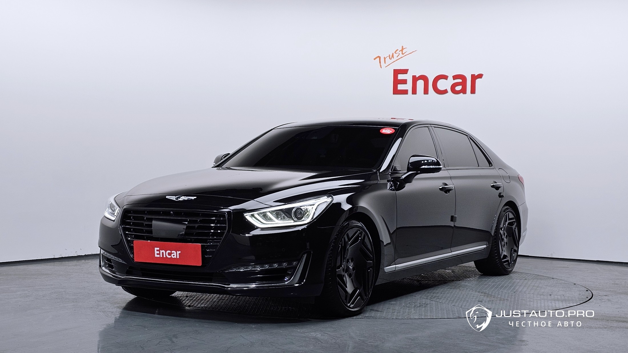 Автомобиль Genesis EQ900