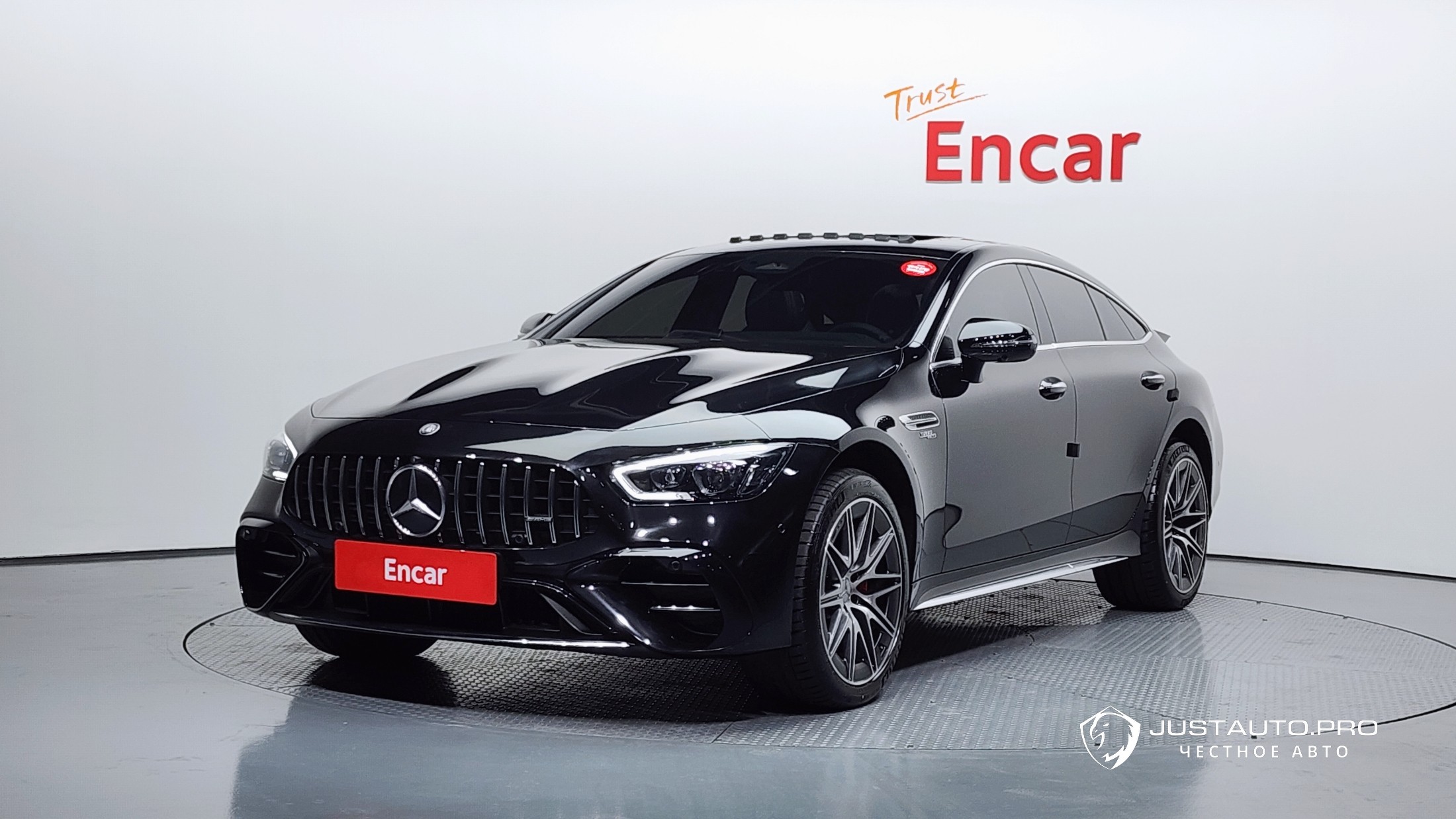 Автомобиль Mercedes-Benz AMG GT