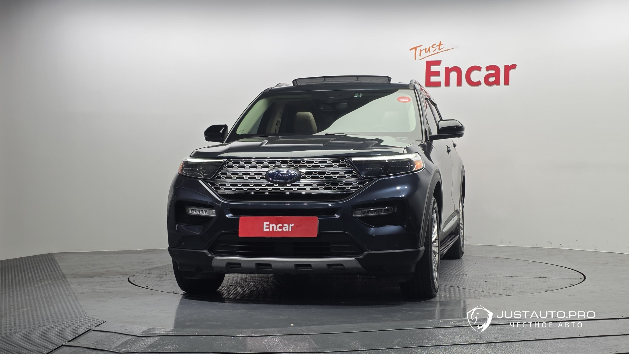 Автомобиль Ford Explorer