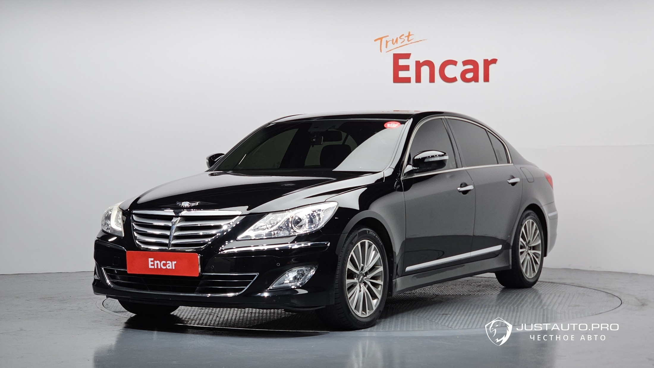 Автомобиль Hyundai Genesis