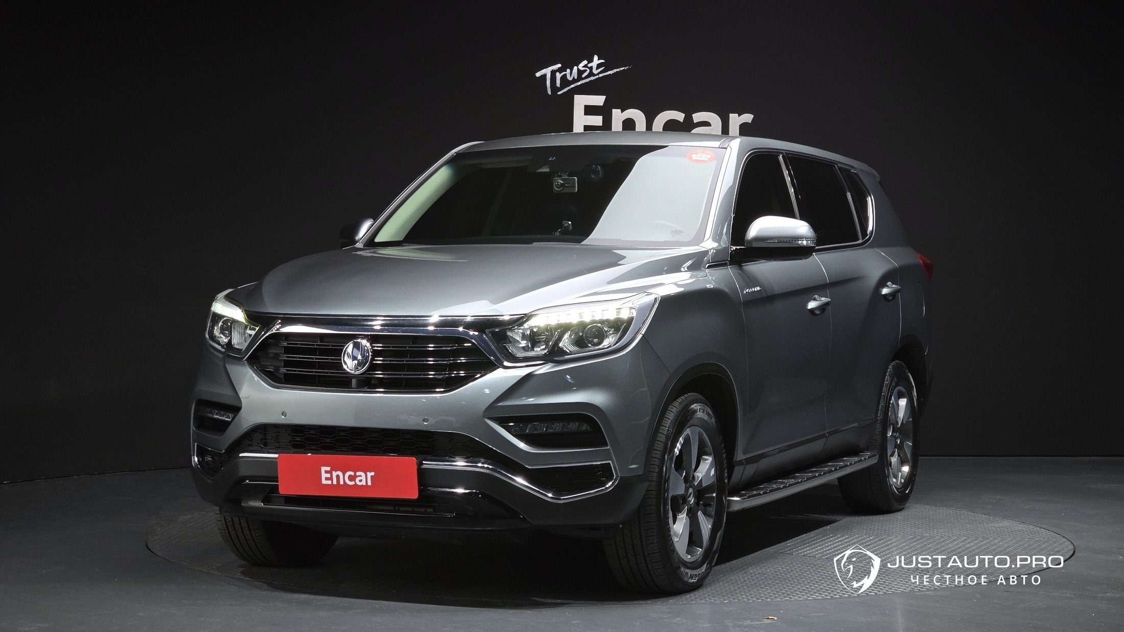 Автомобиль KG_Mobility_Ssangyong Rexton