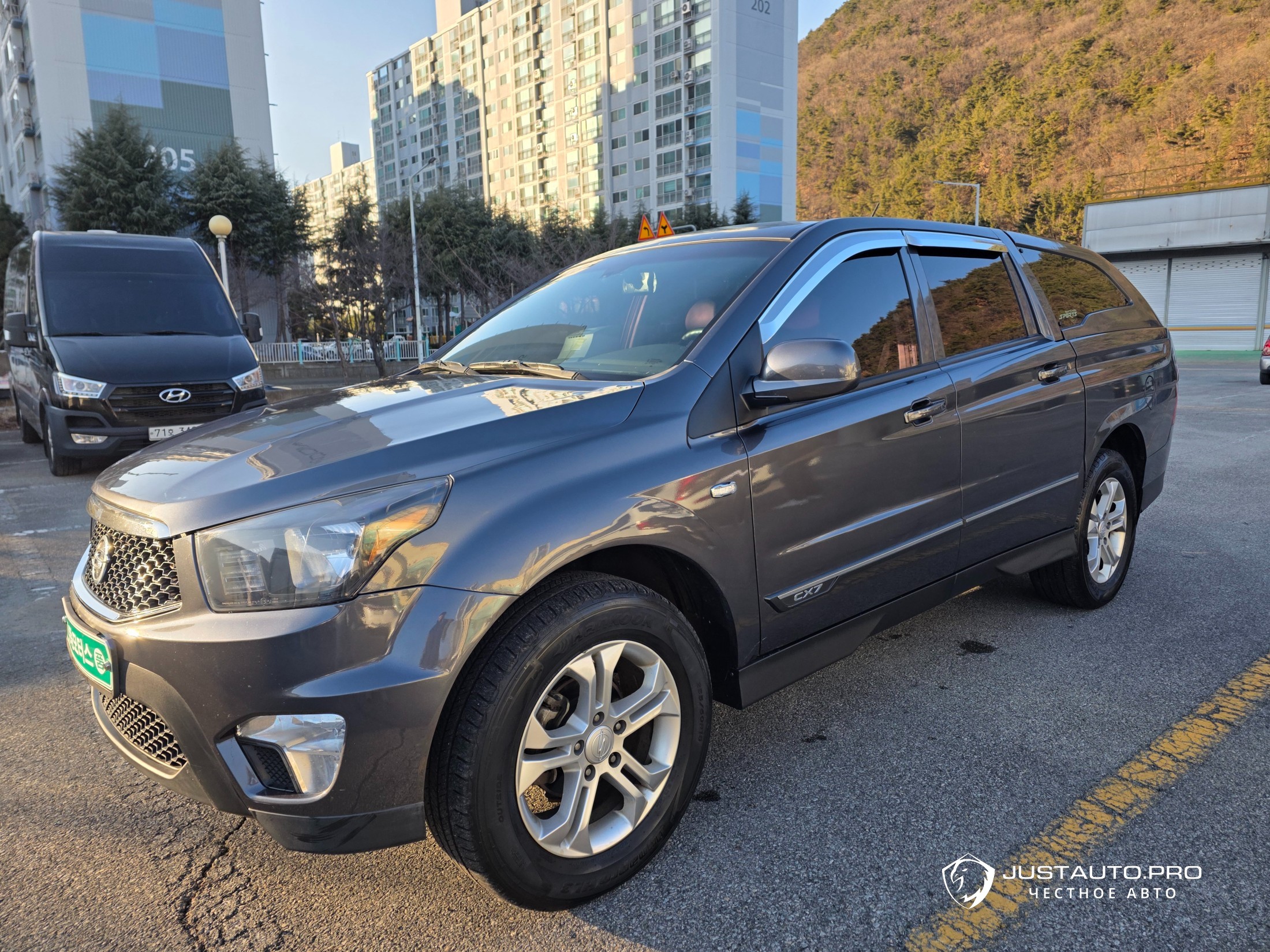 Автомобиль KG_Mobility_Ssangyong KORANDO