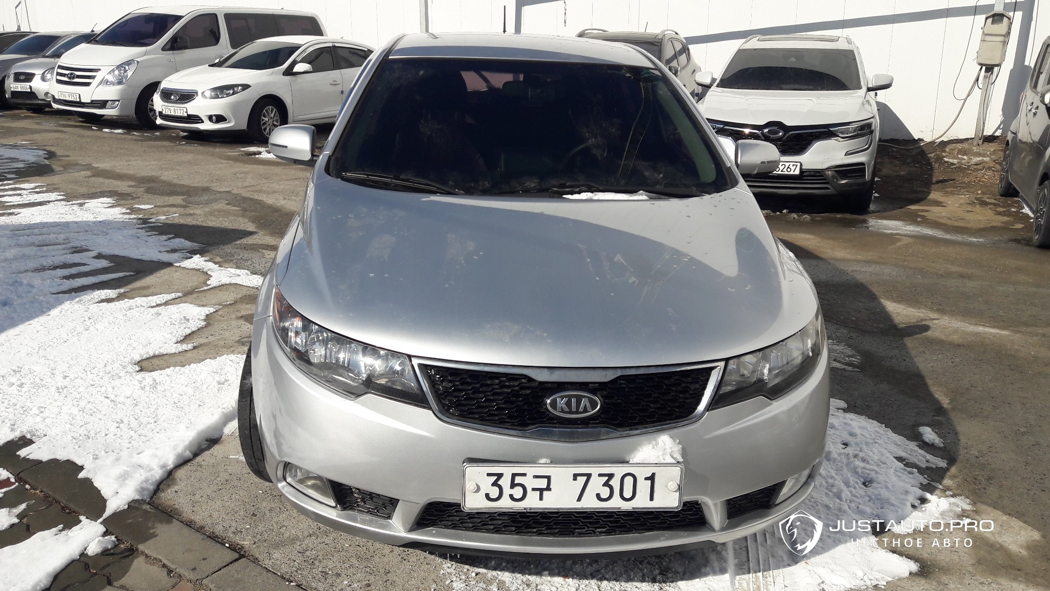 Автомобиль Kia Porte