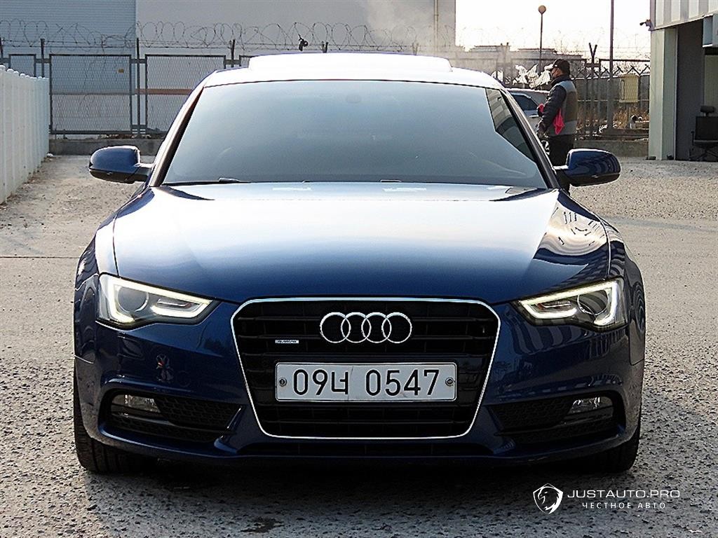Автомобиль Audi A5