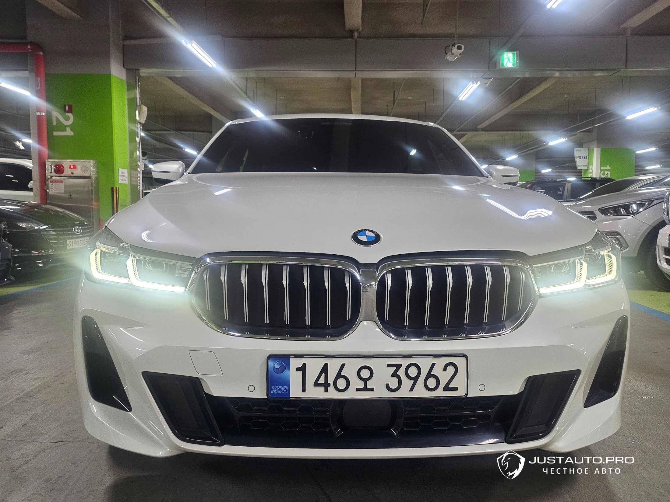 Автомобиль BMW Gran Turismo