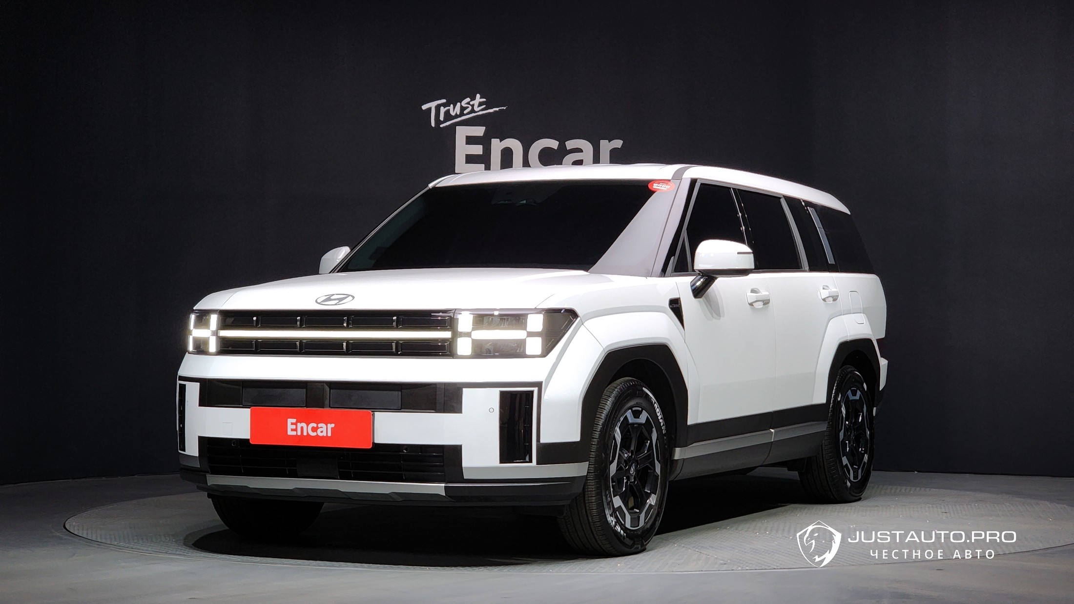 Автомобиль Hyundai Santafe