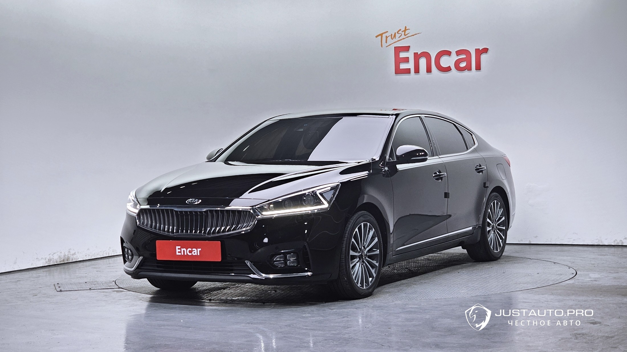 Автомобиль Kia K7