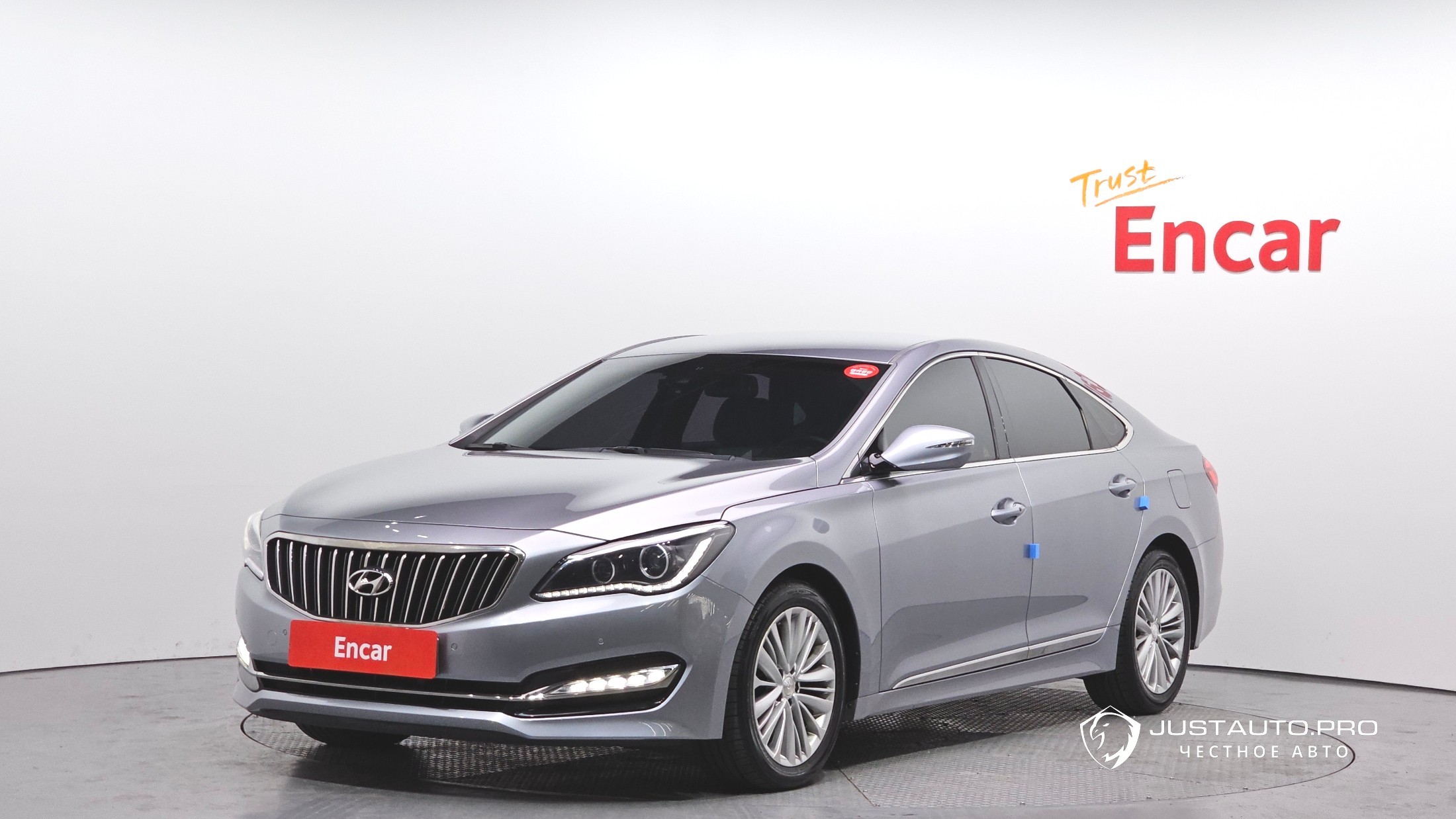 Автомобиль Hyundai Aslan