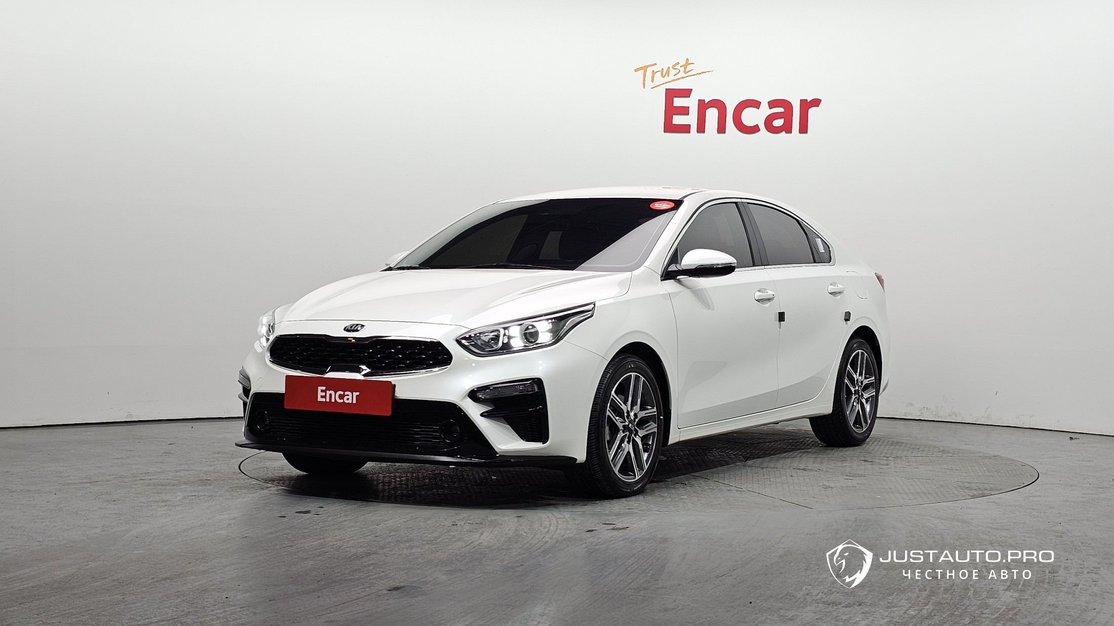 Автомобиль Kia K3