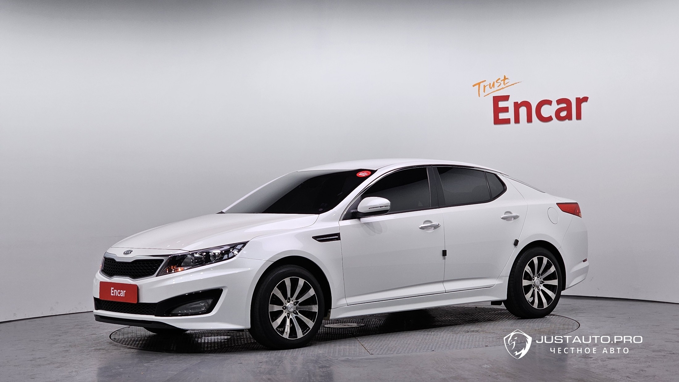 Автомобиль Kia K5