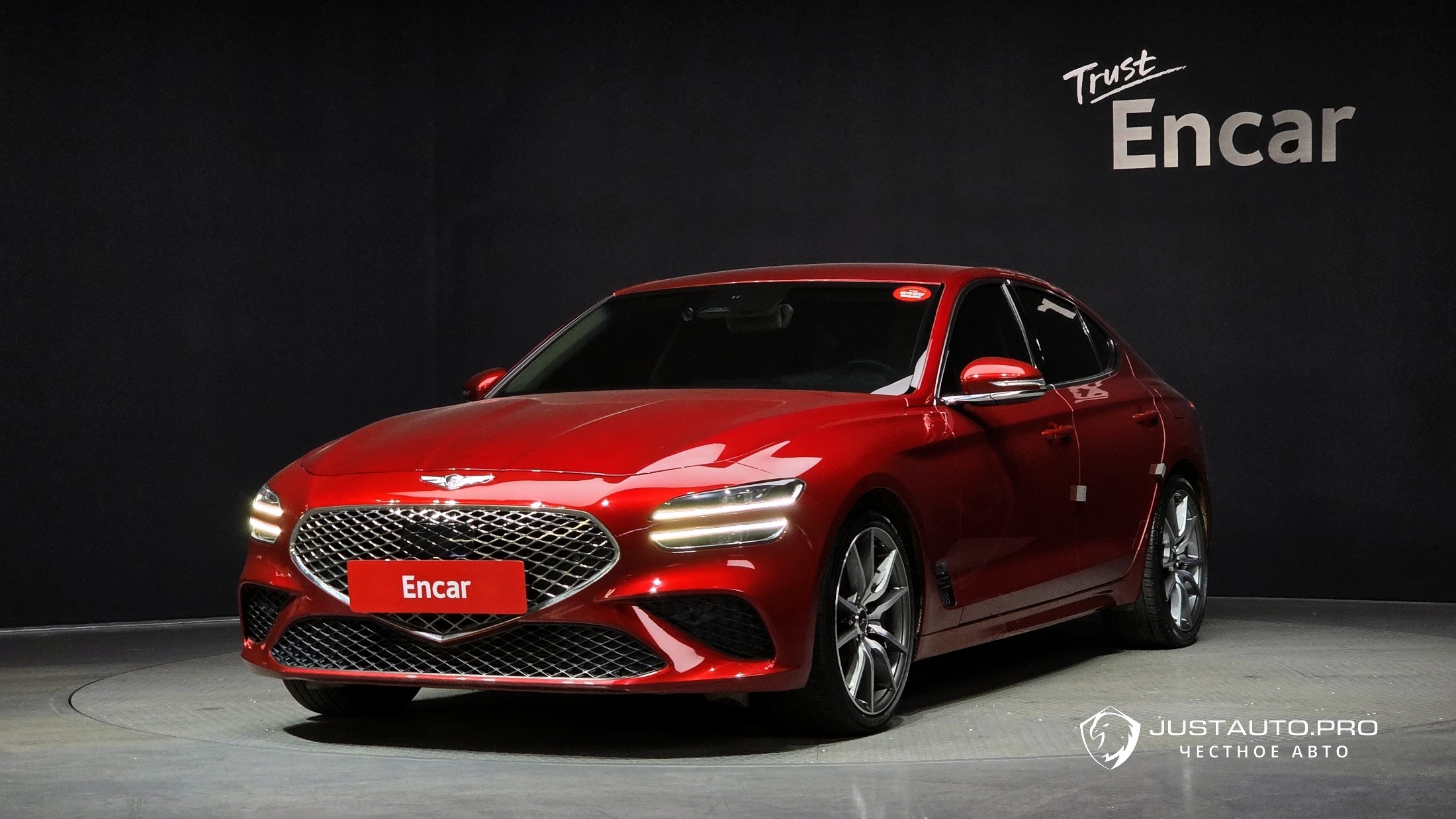 Автомобиль Genesis G70