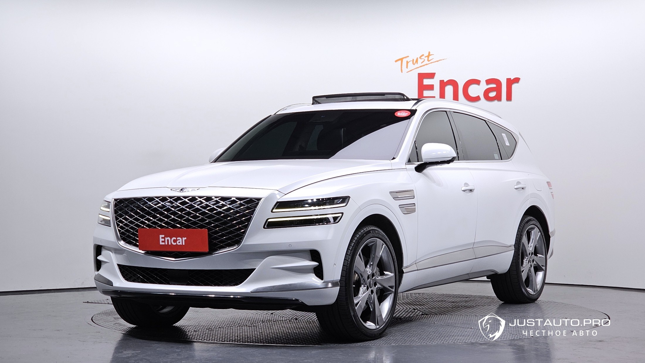 Автомобиль Genesis GV80