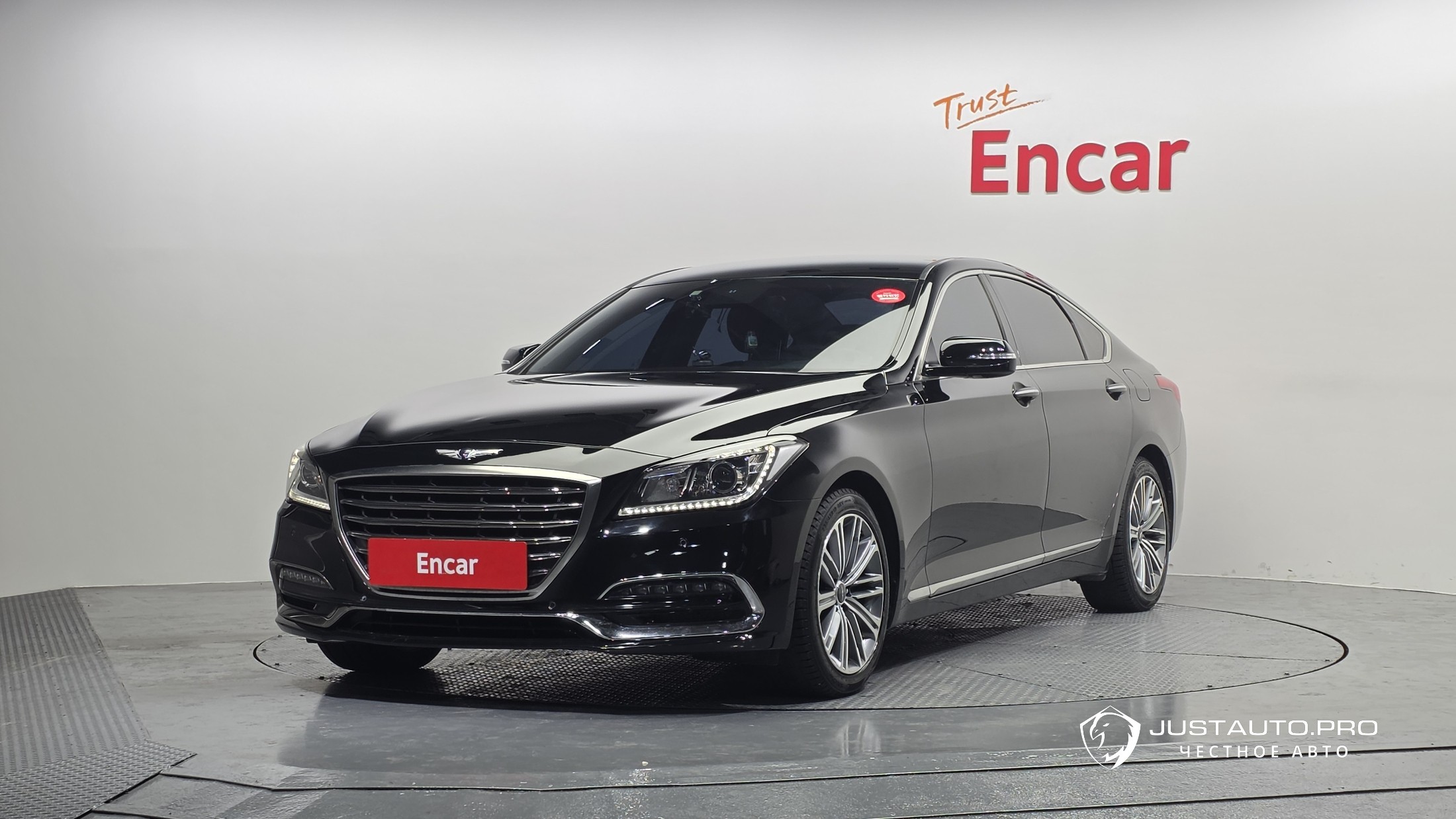 Автомобиль Genesis G80