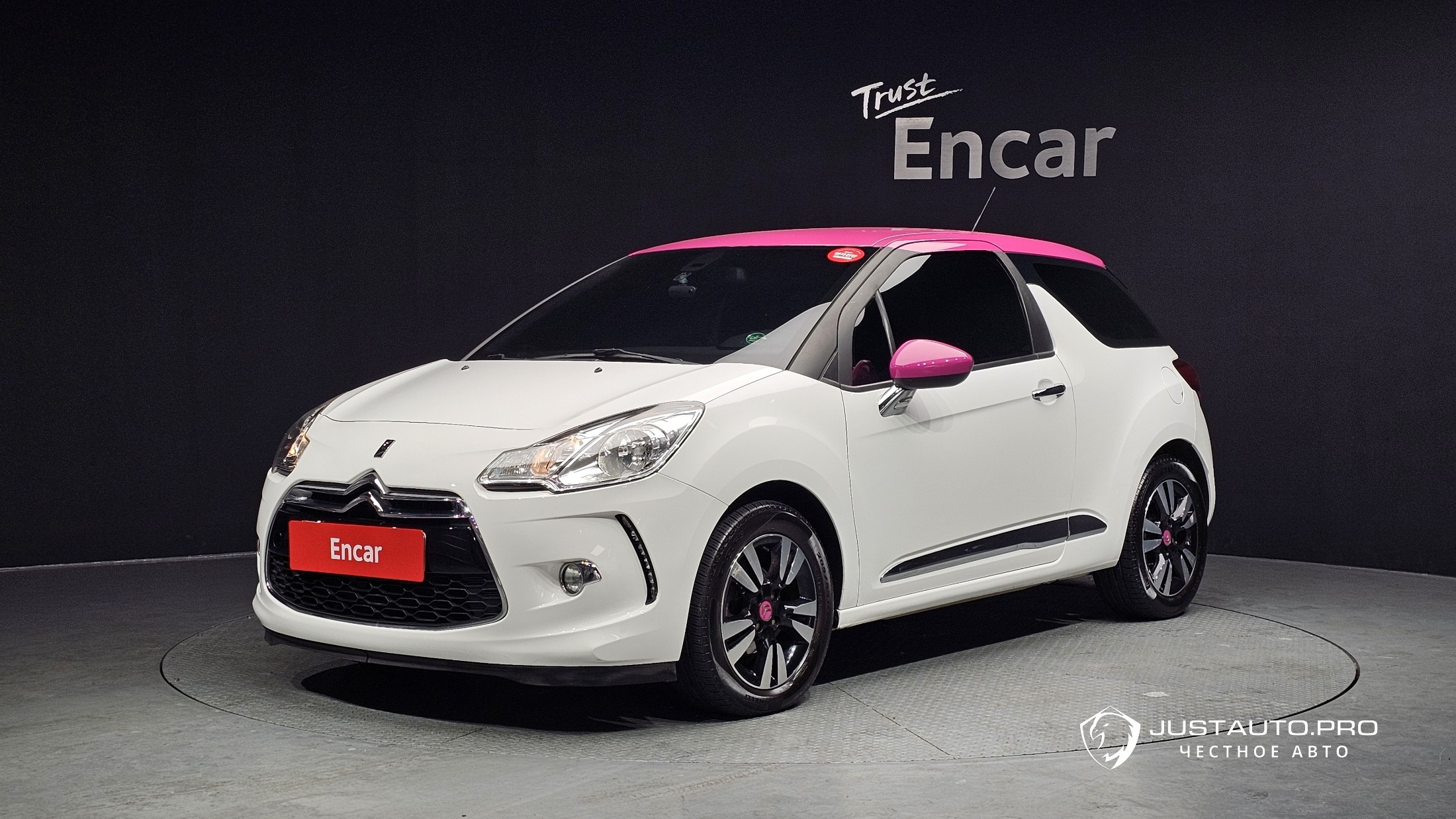 Автомобиль Citroen-DS DS3