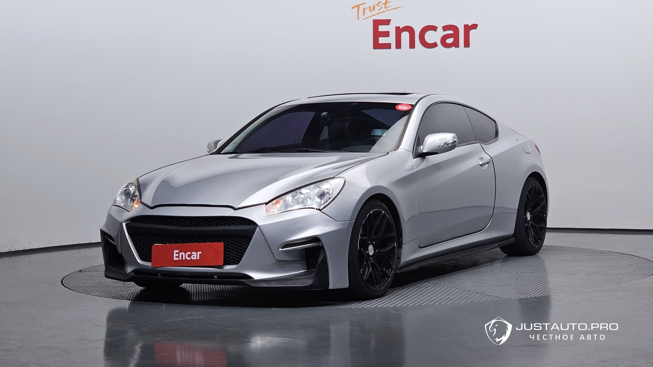 Автомобиль Hyundai Genesis