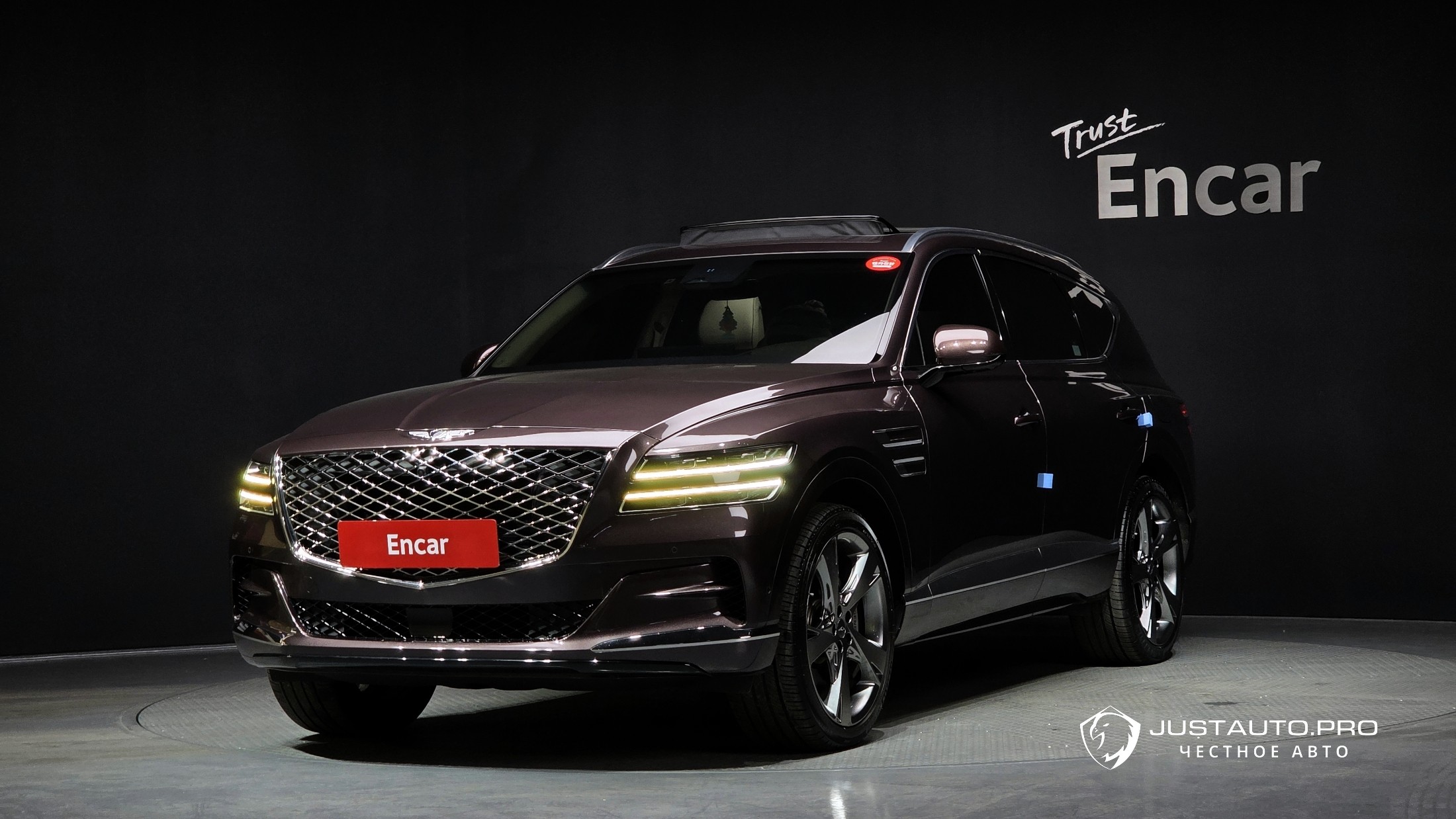 Автомобиль Genesis GV80