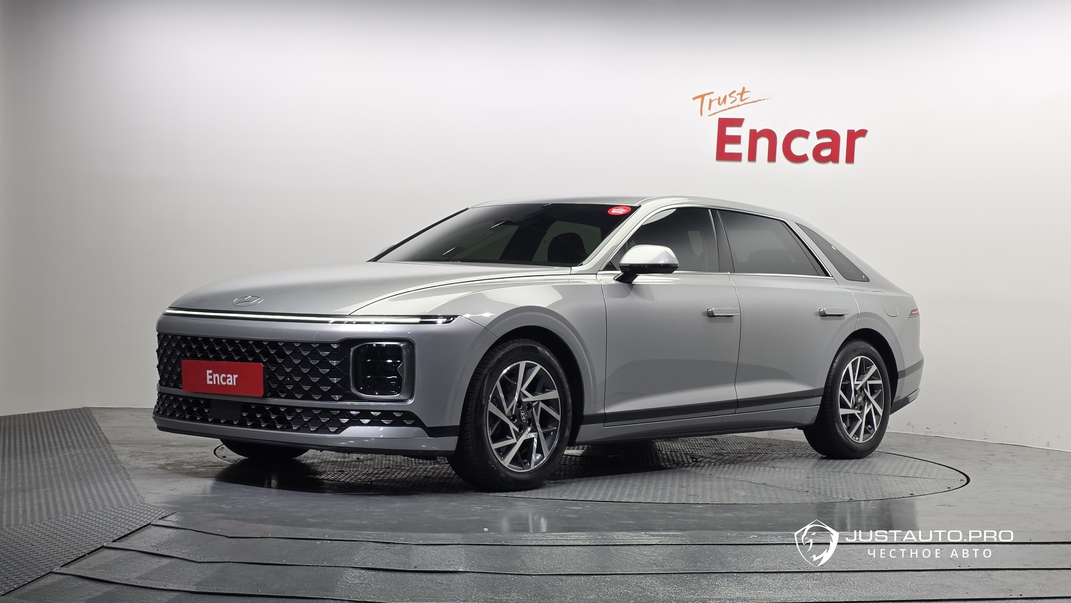 Автомобиль Hyundai Grandeur