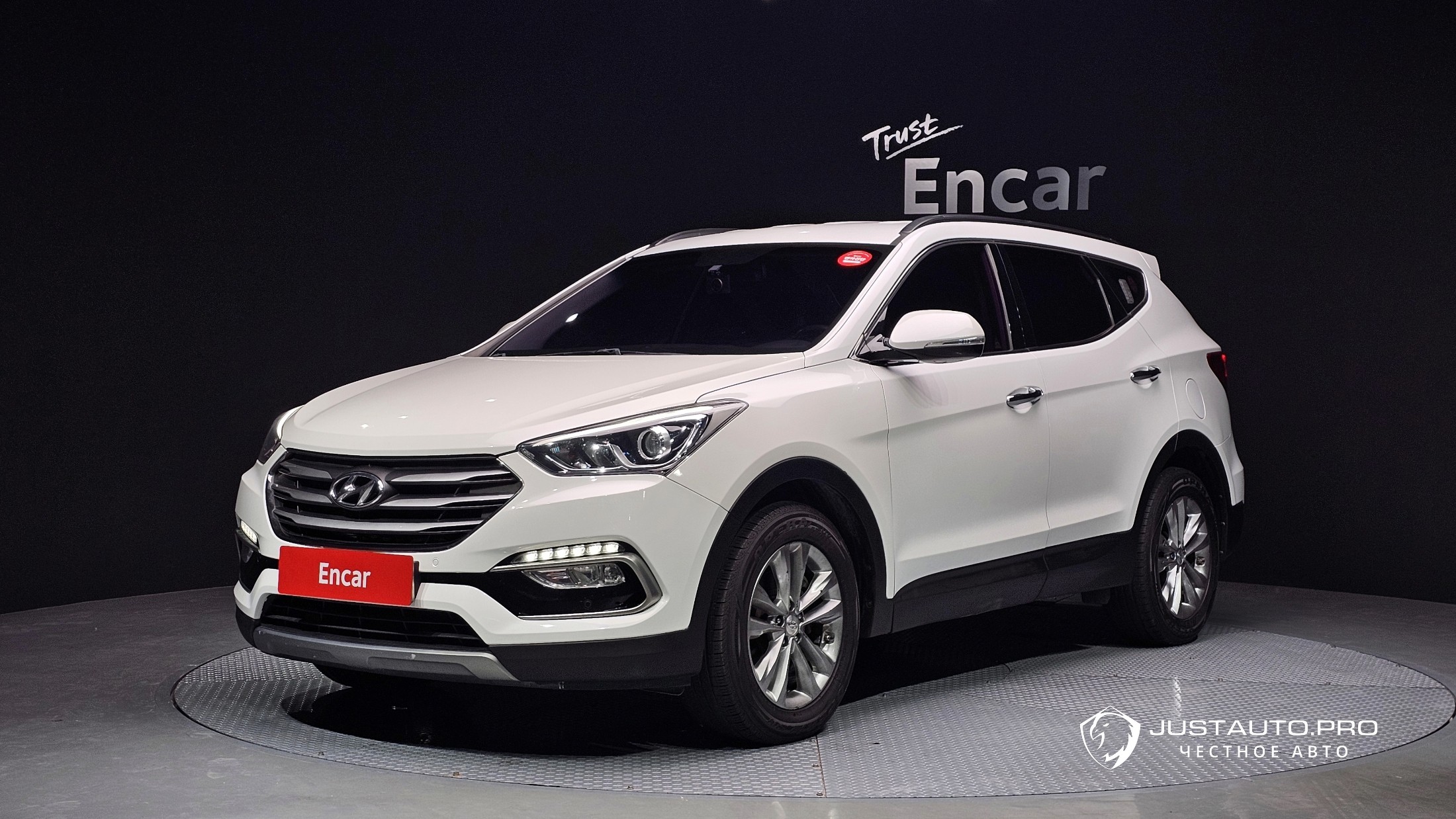 Автомобиль Hyundai Santafe