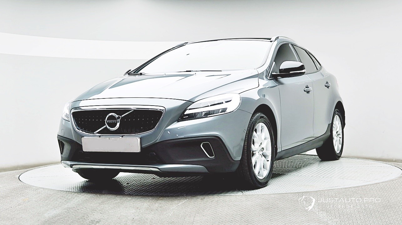 Автомобиль Volvo V40