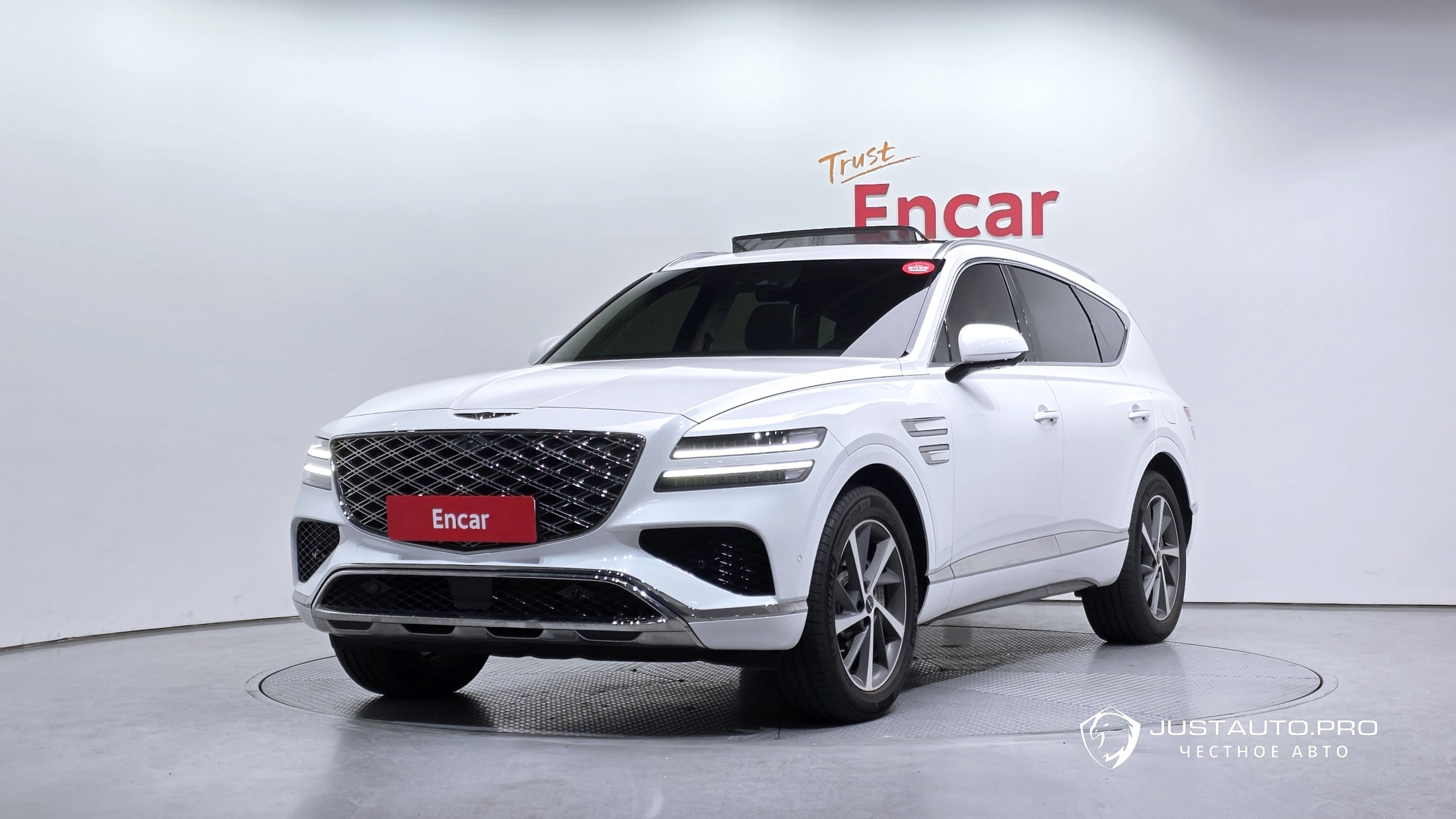 Автомобиль Genesis GV80