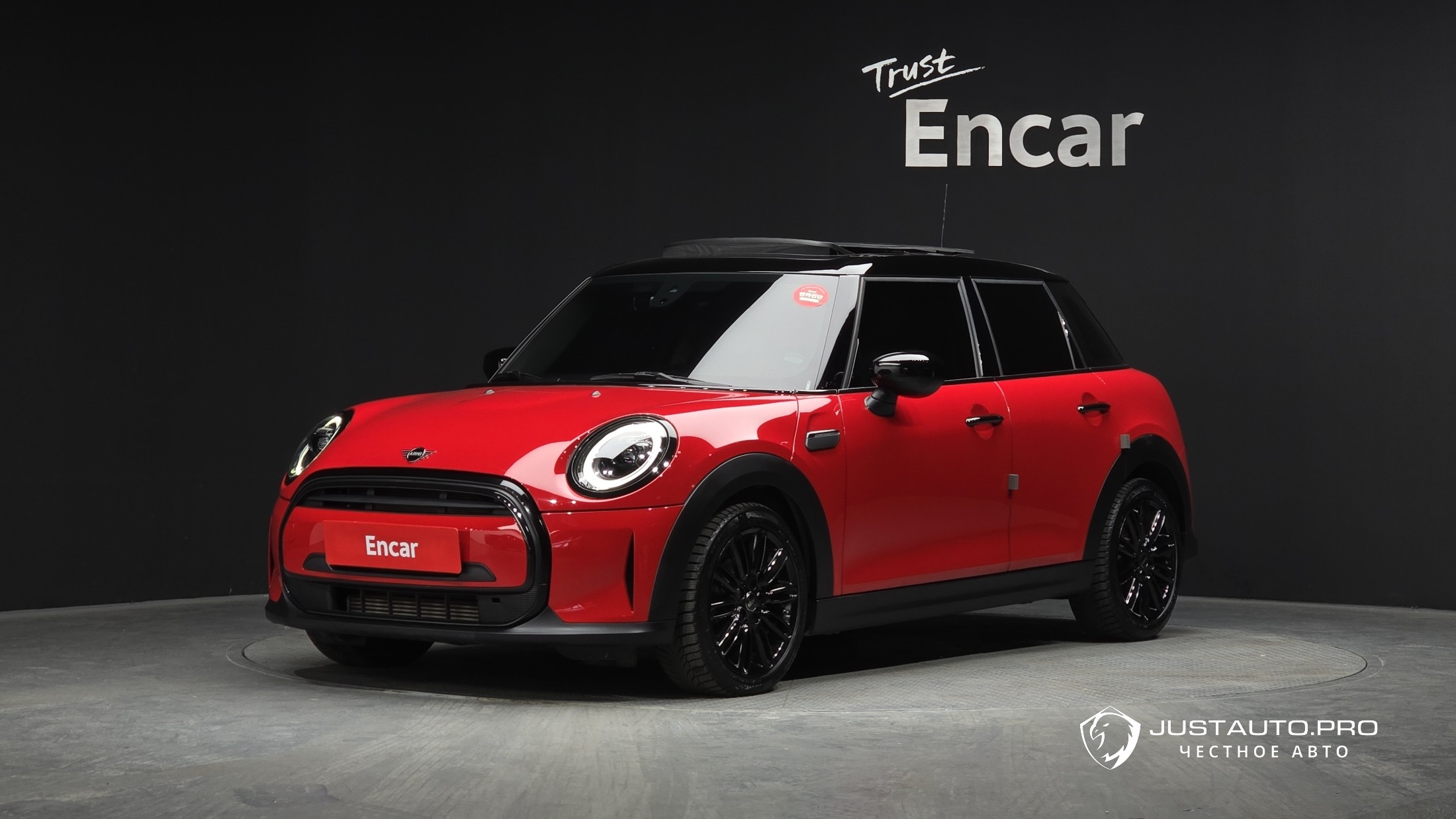 Автомобиль Mini Cooper