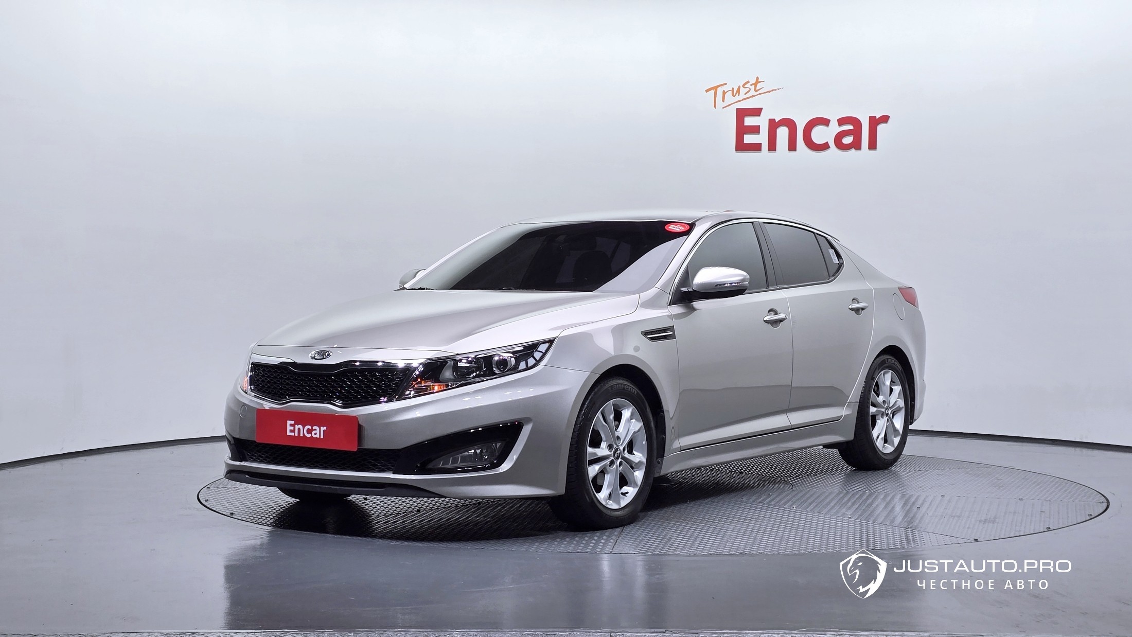 Автомобиль Kia K5