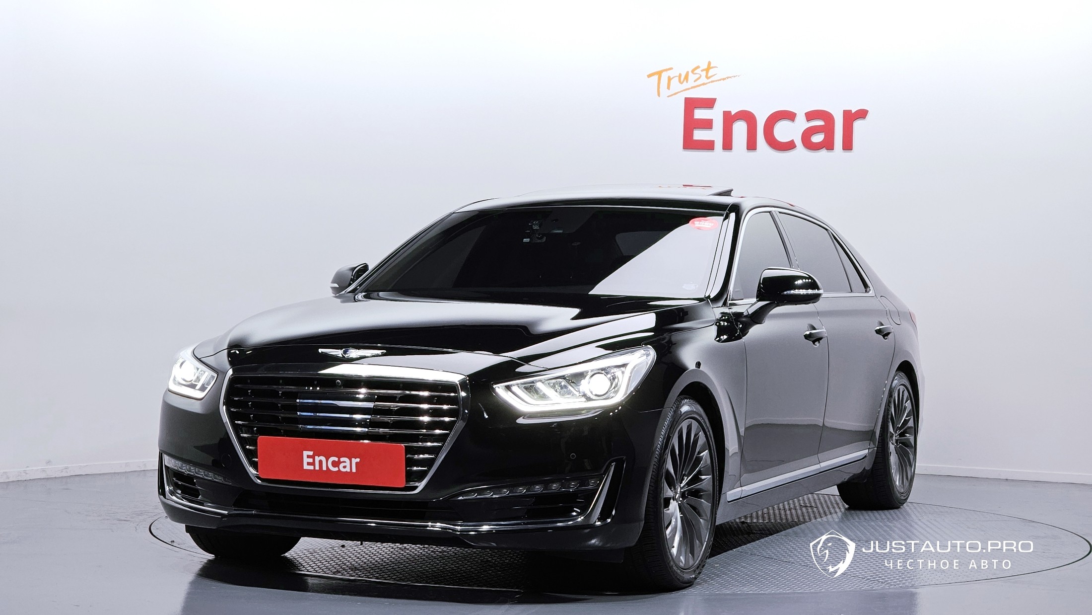 Автомобиль Genesis EQ900