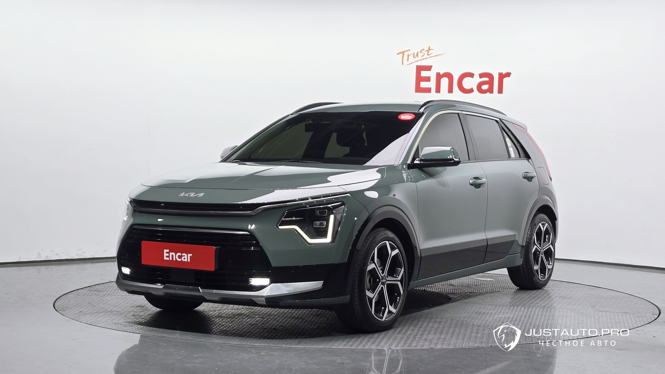 Автомобиль Kia Niro