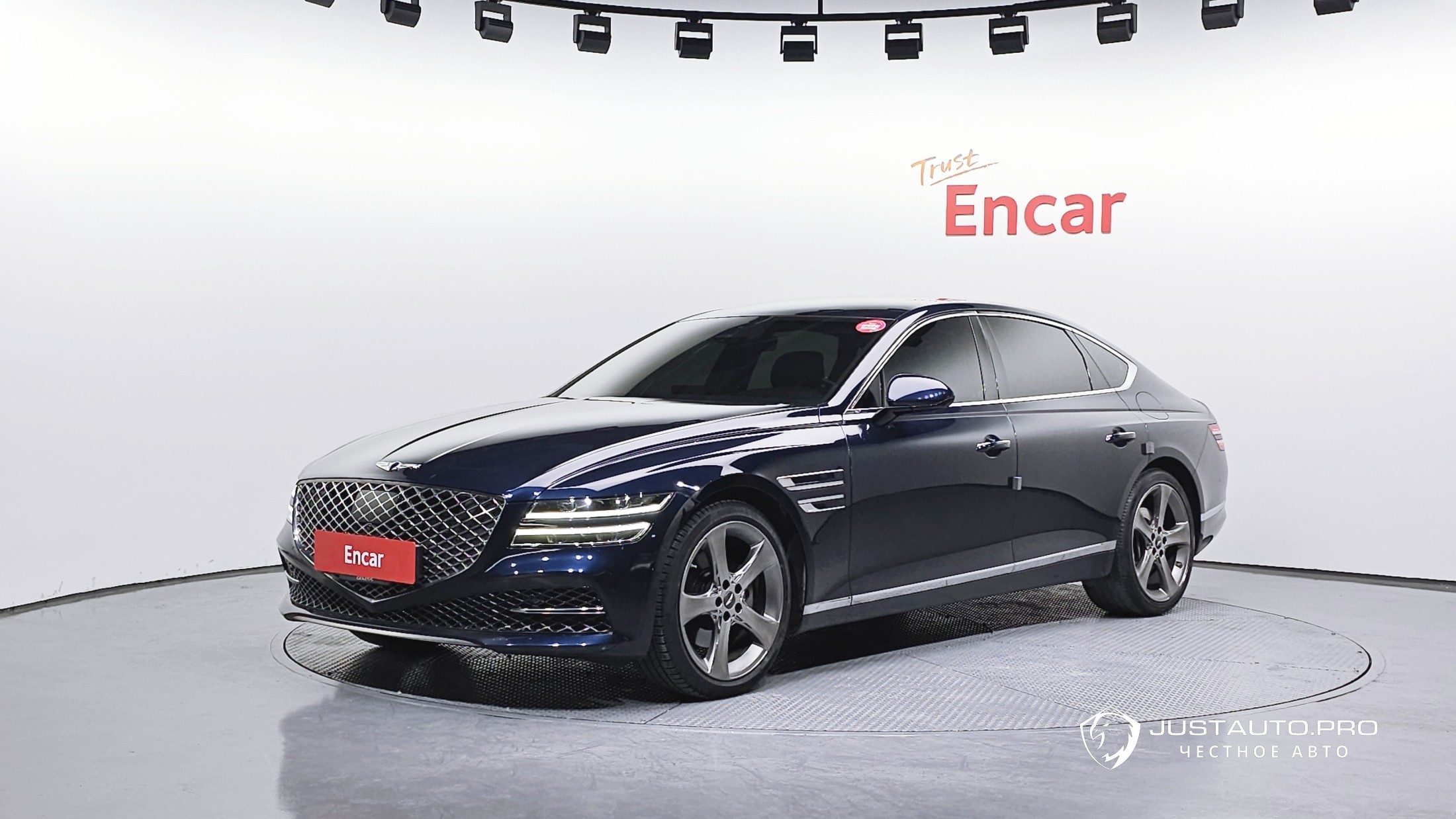 Автомобиль Genesis G80