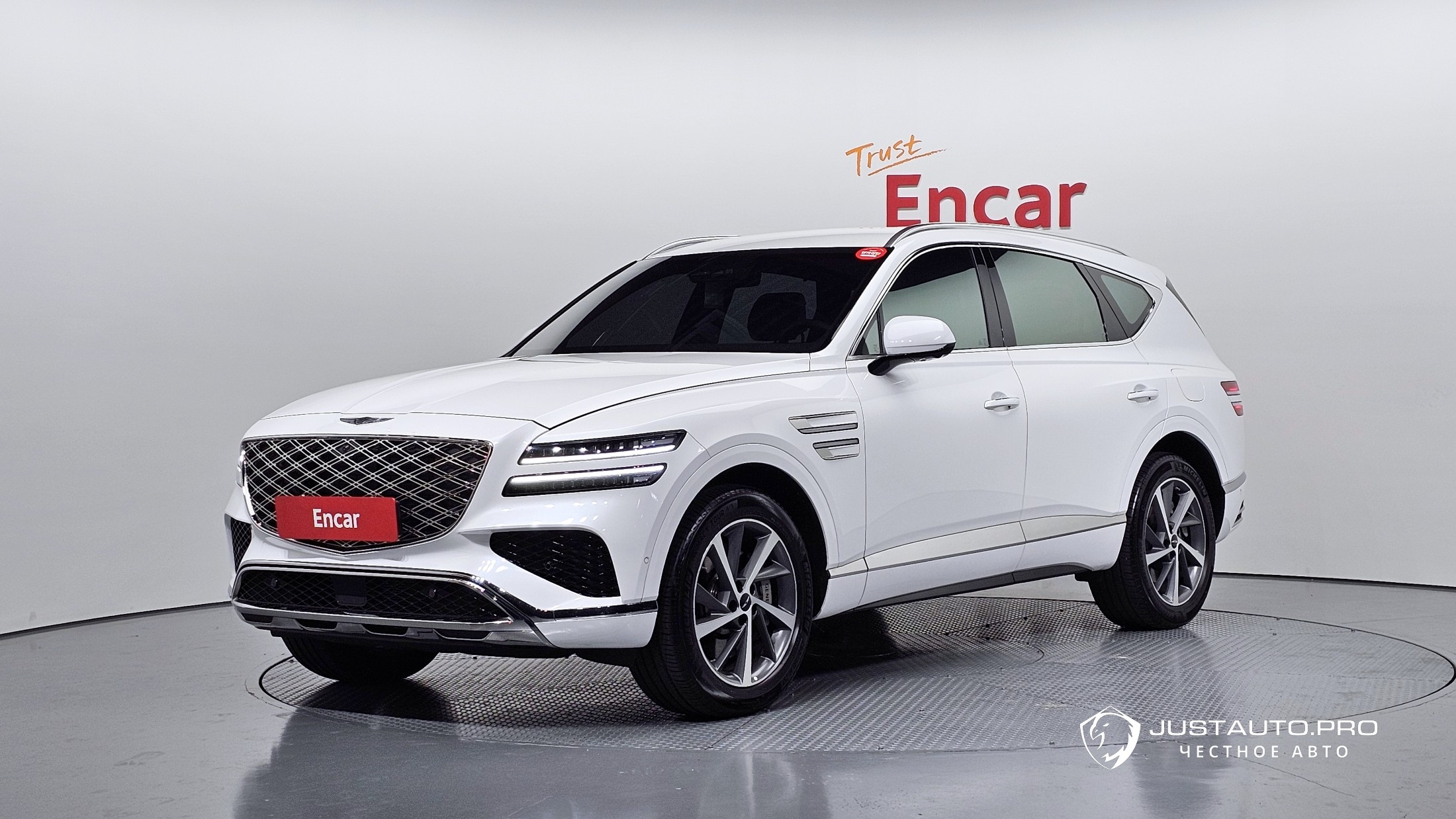 Автомобиль Genesis GV80