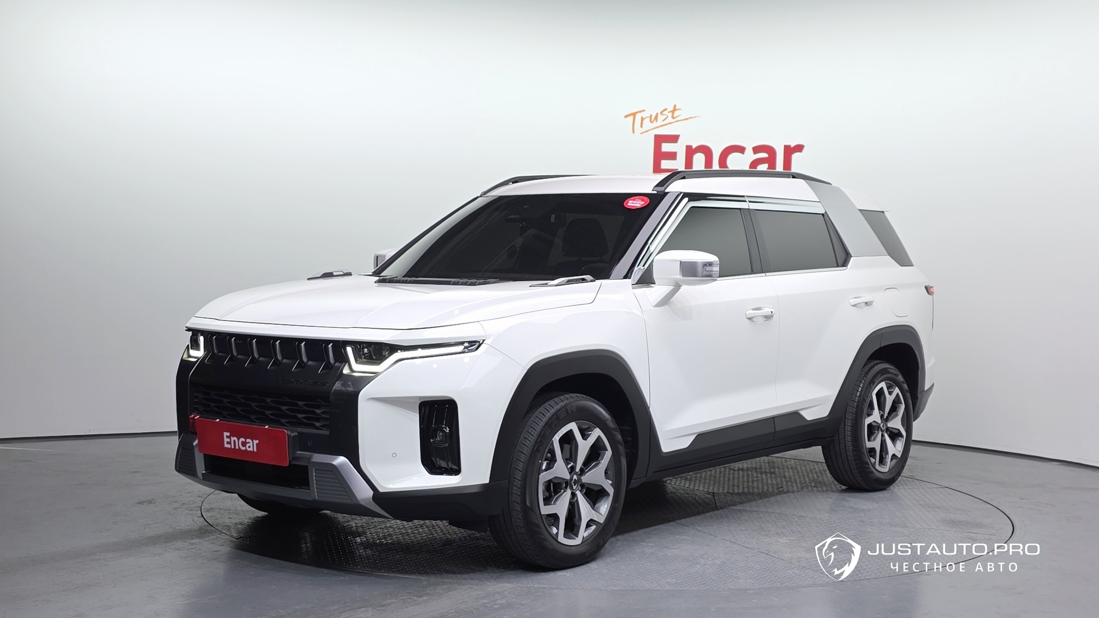Автомобиль KG_Mobility_Ssangyong Torres