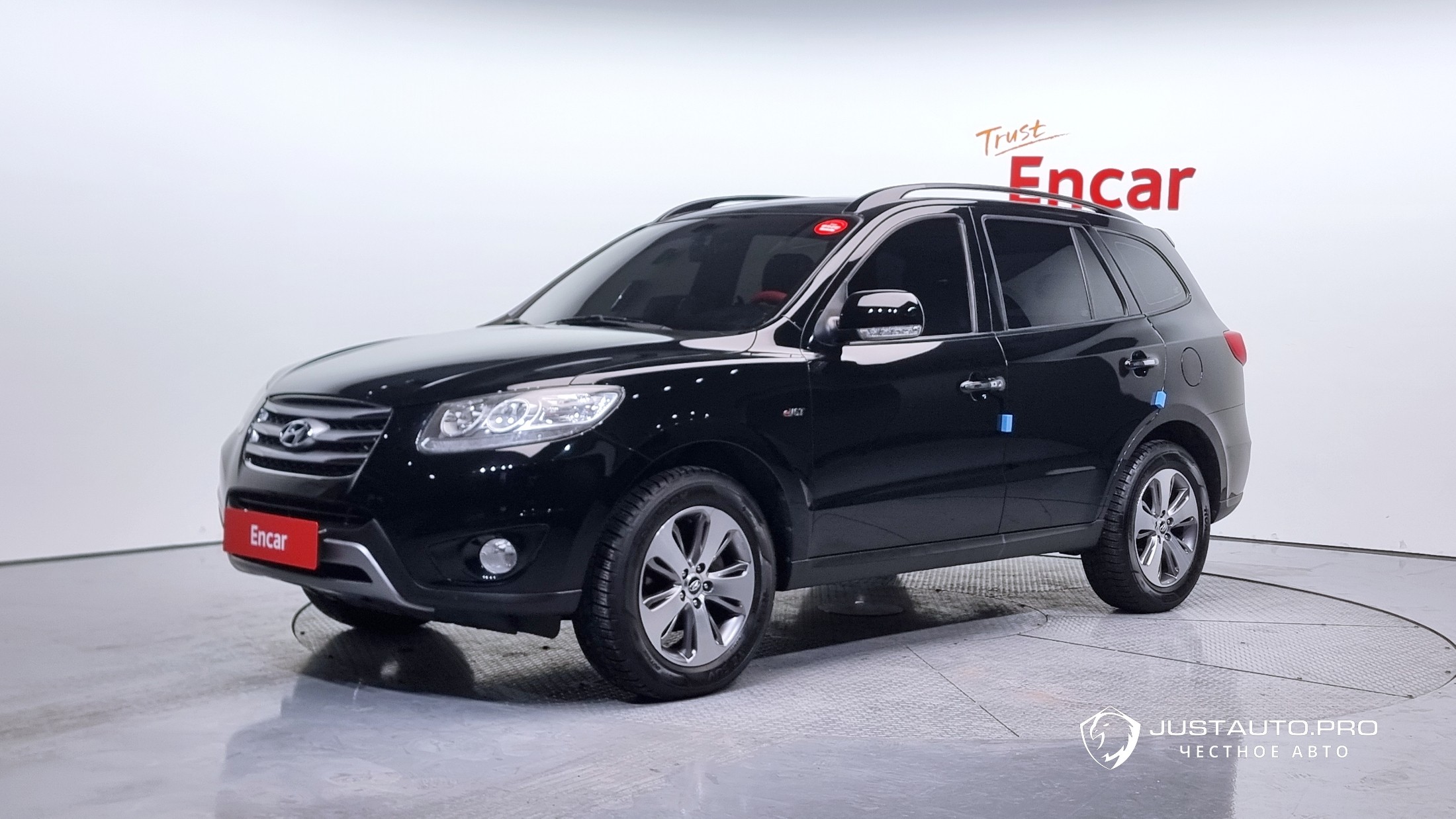 Автомобиль Hyundai Santafe